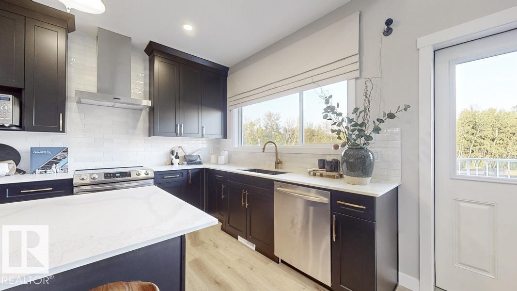 Photo 35 at 5805 Raven Crescent NW, Kinglet Gardens, Edmonton