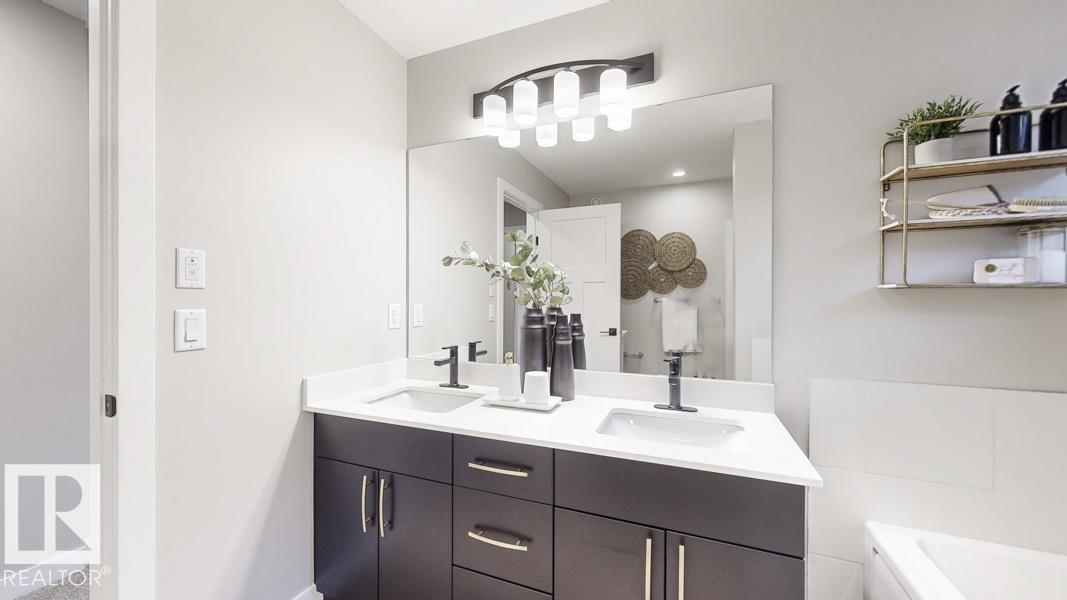 Photo 71 at 5805 Raven Crescent NW, Kinglet Gardens, Edmonton