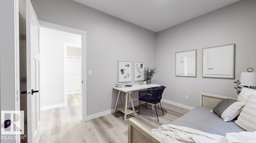 Photo 10 at 5805 Raven Crescent NW, Kinglet Gardens, Edmonton