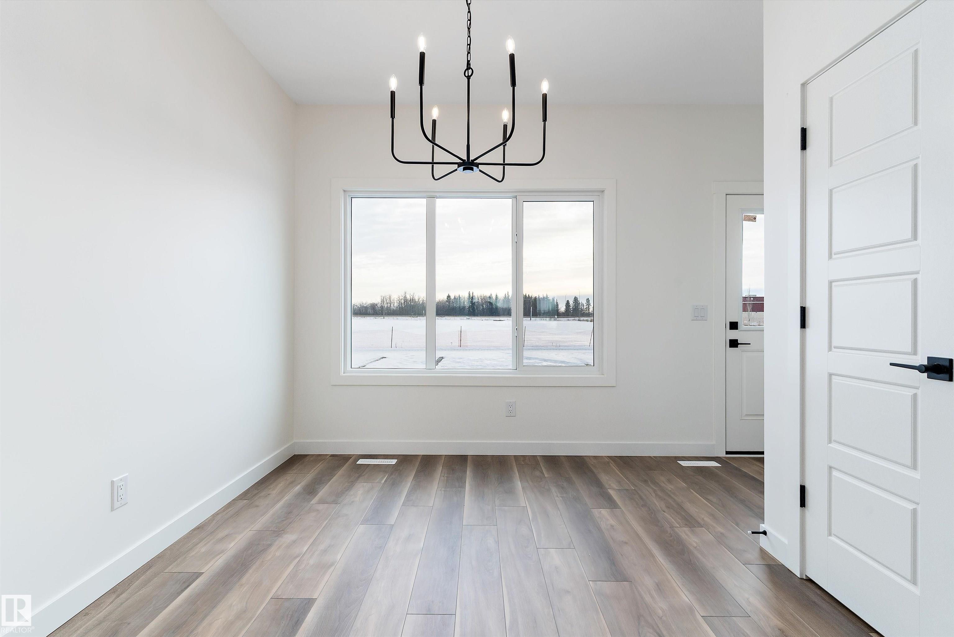 Photo 6 at 1062 Mcleod Avenue, Easton, Spruce Grove