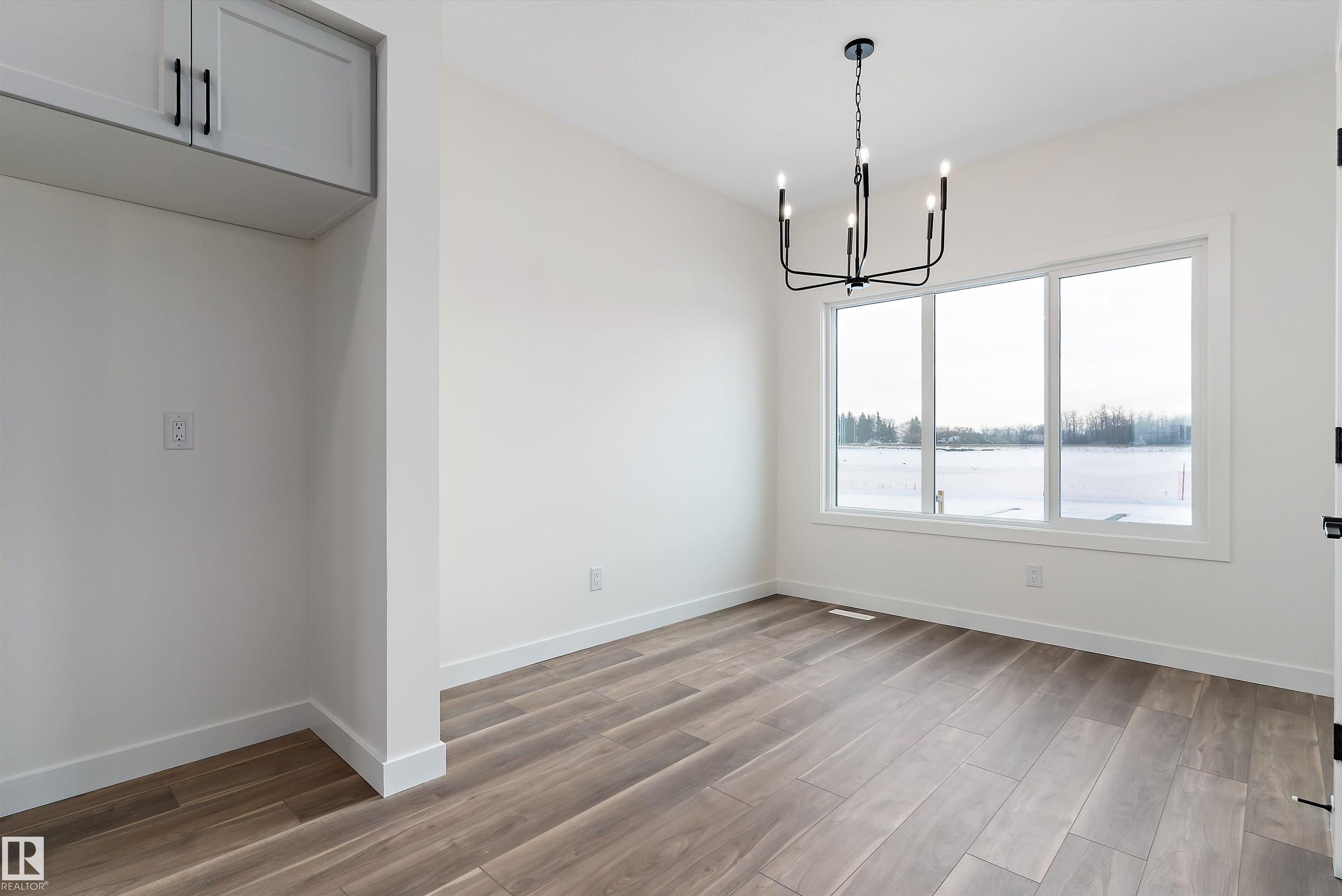 Photo 7 at 1062 Mcleod Avenue, Easton, Spruce Grove