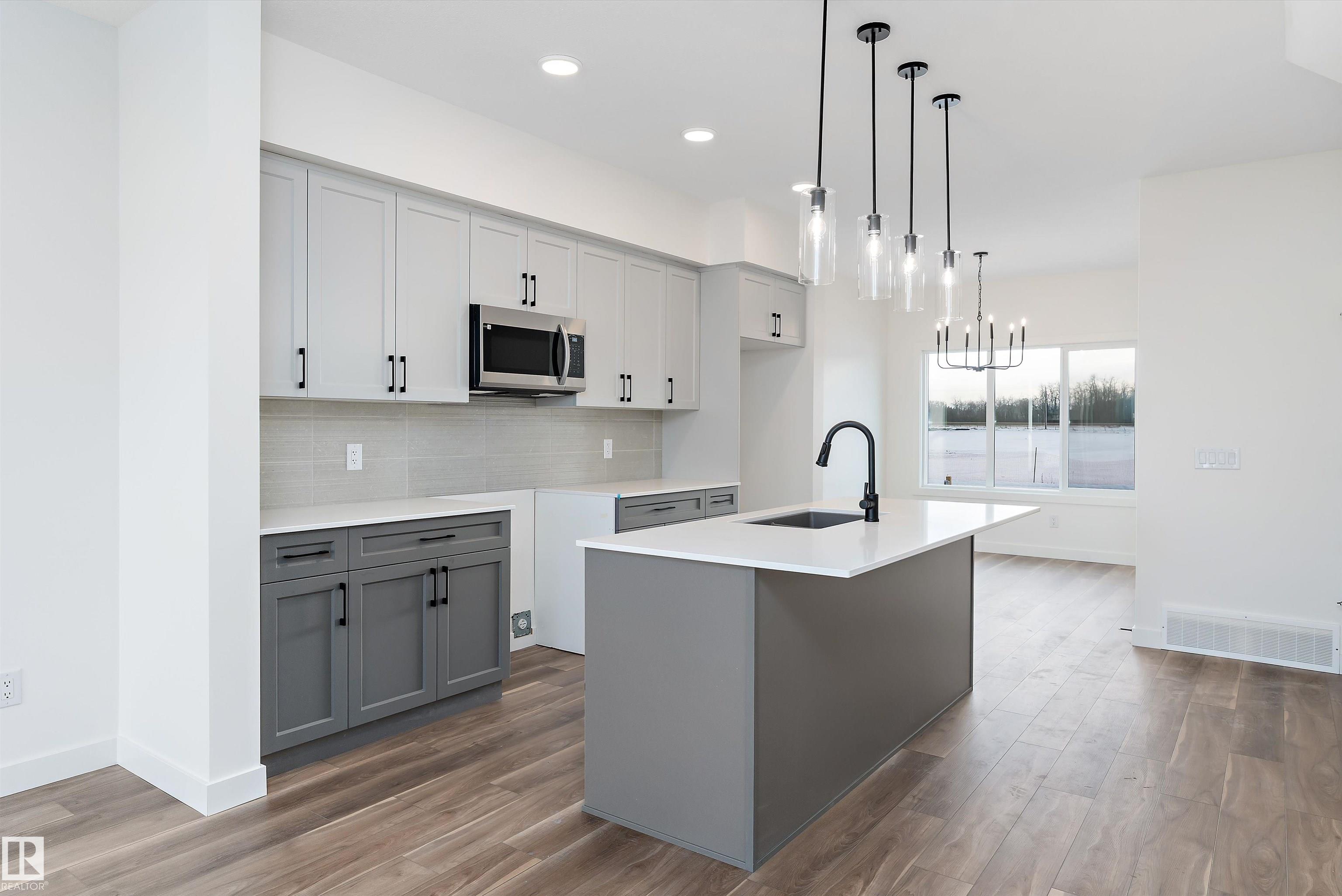 Photo 10 at 1062 Mcleod Avenue, Easton, Spruce Grove