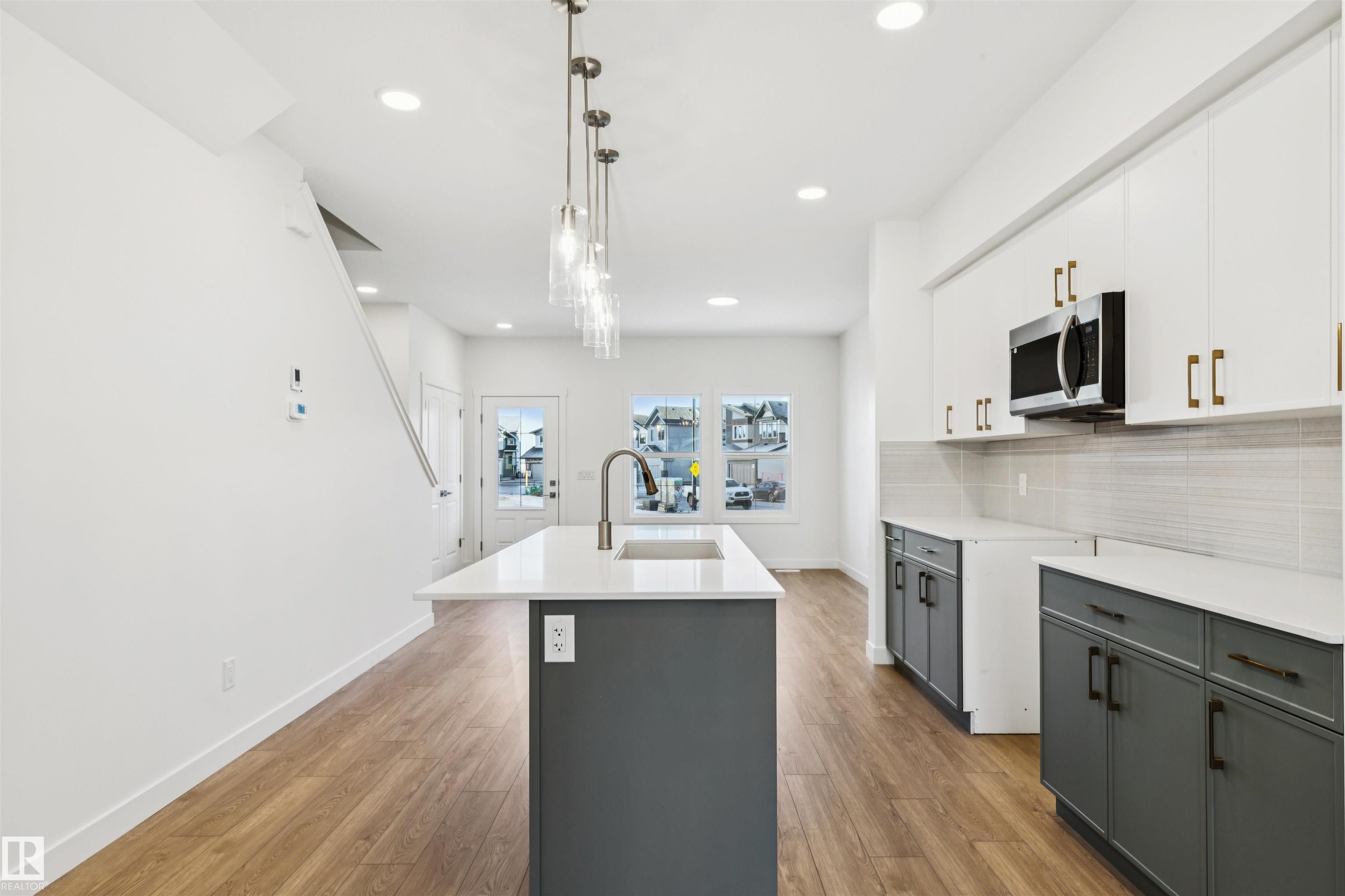 Photo 11 at 2008 191 Street NW, River's Edge, Edmonton