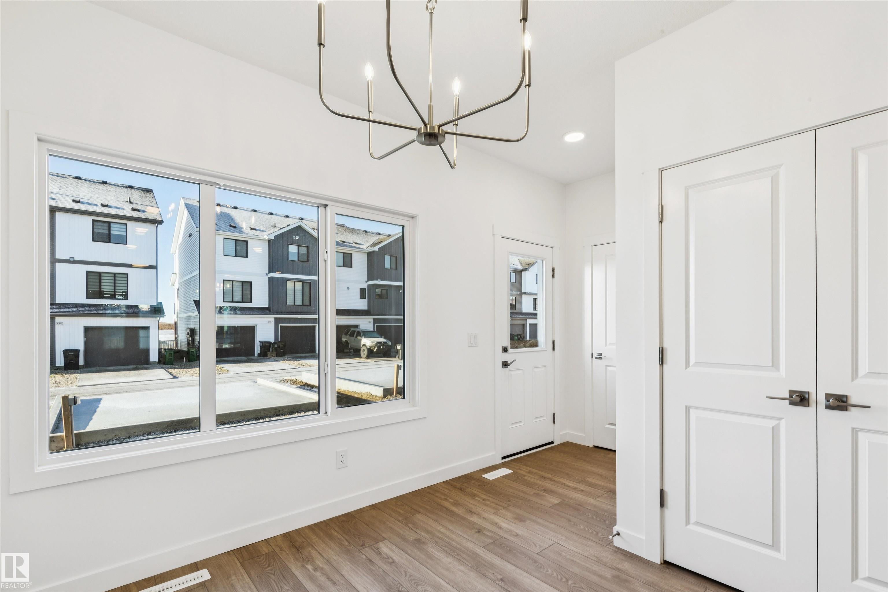 Photo 13 at 2008 191 Street NW, River's Edge, Edmonton