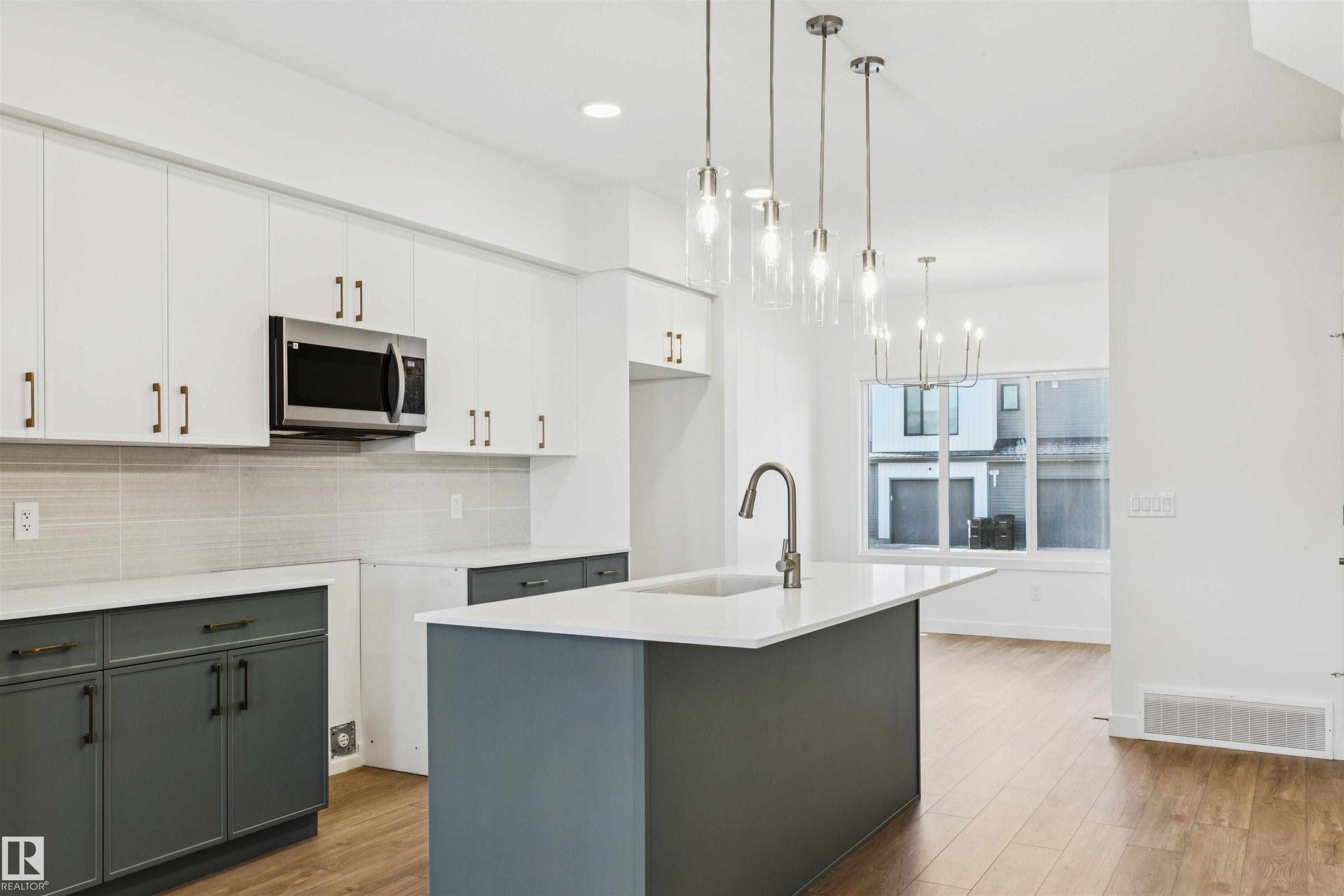 Photo 7 at 2008 191 Street NW, River's Edge, Edmonton