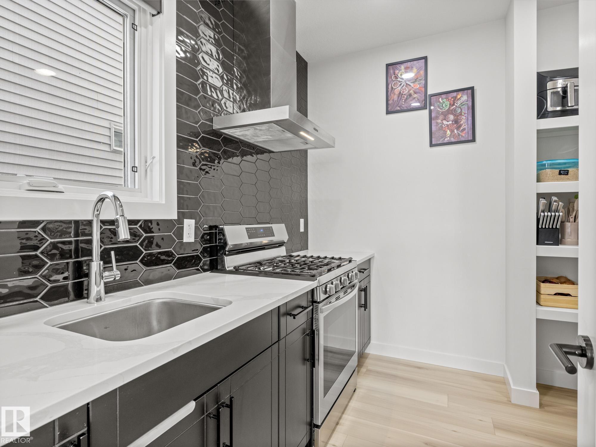 Photo 15 at 19107 22 Avenue NW, River's Edge, Edmonton