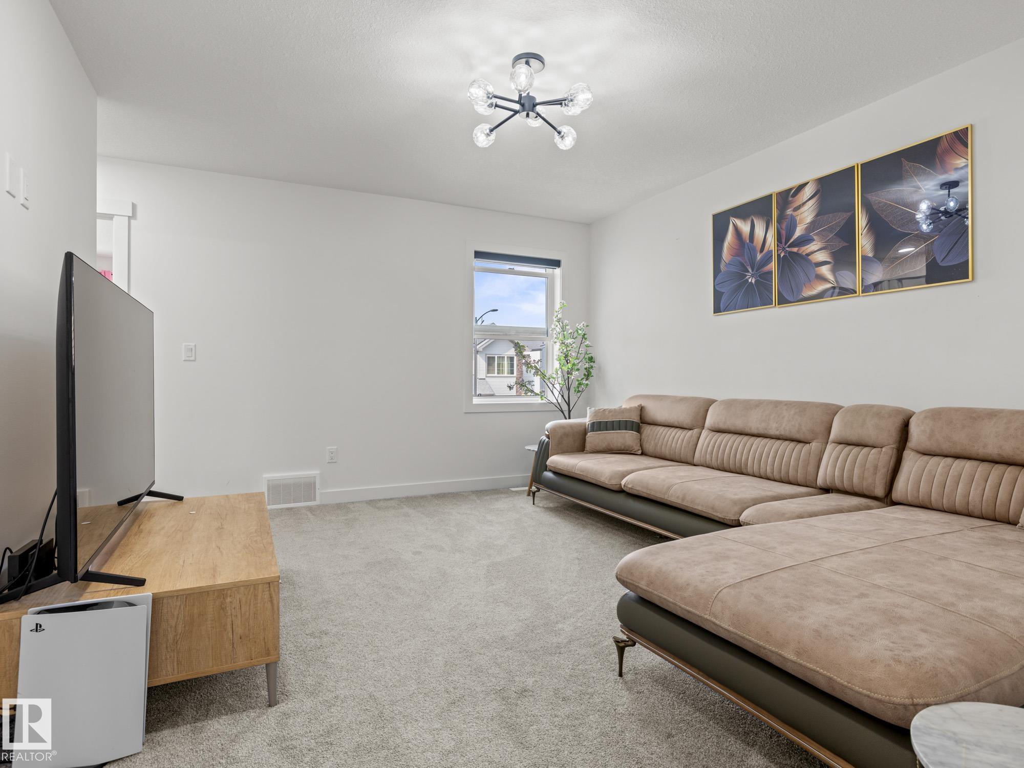 Photo 27 at 19107 22 Avenue NW, River's Edge, Edmonton