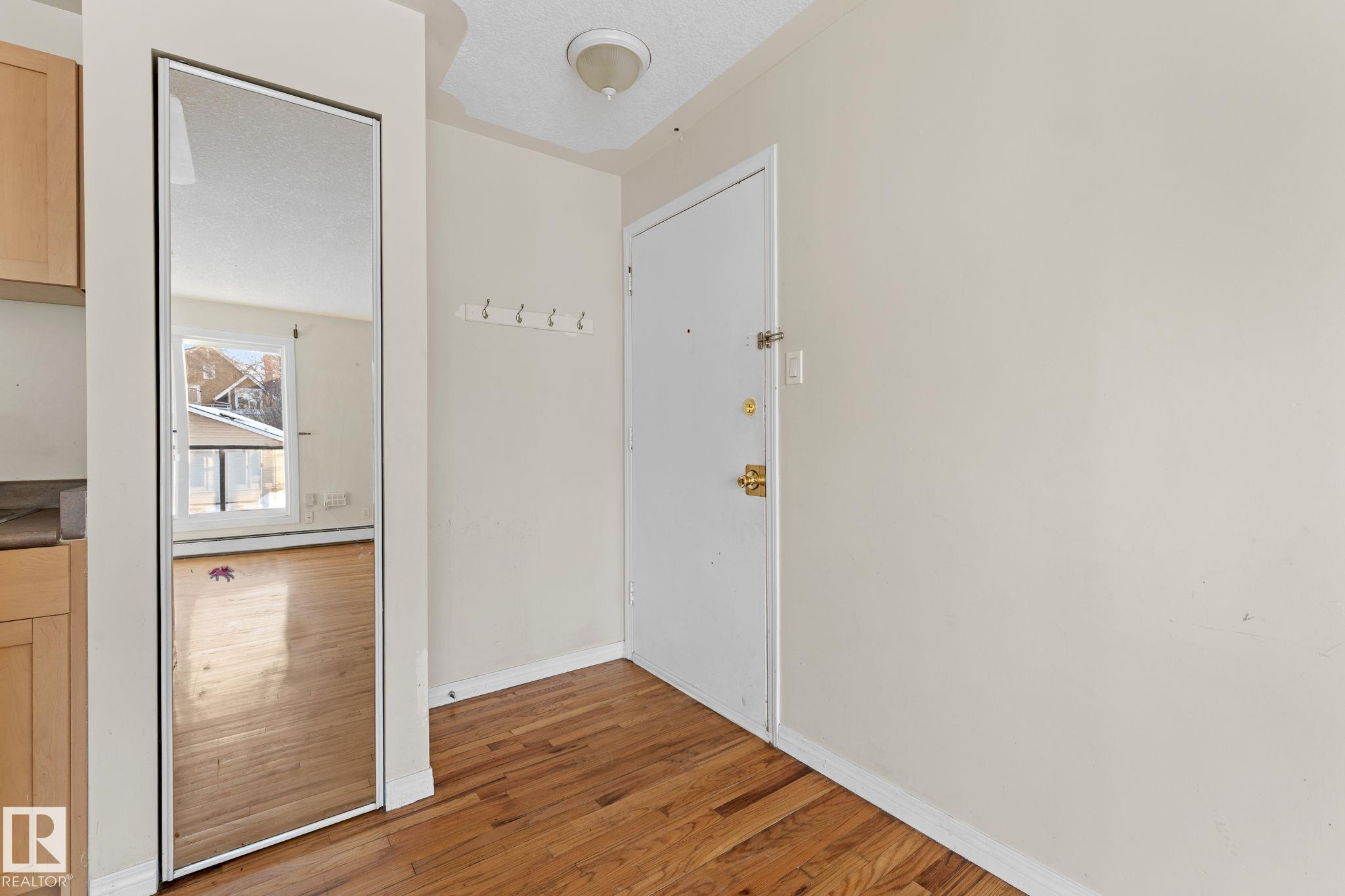 Picture for #13 11008 124 ST NW