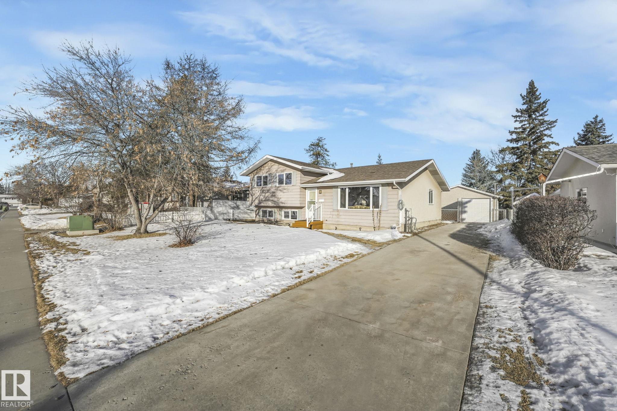 5108 55 Avenue, Willow Park, Leduc