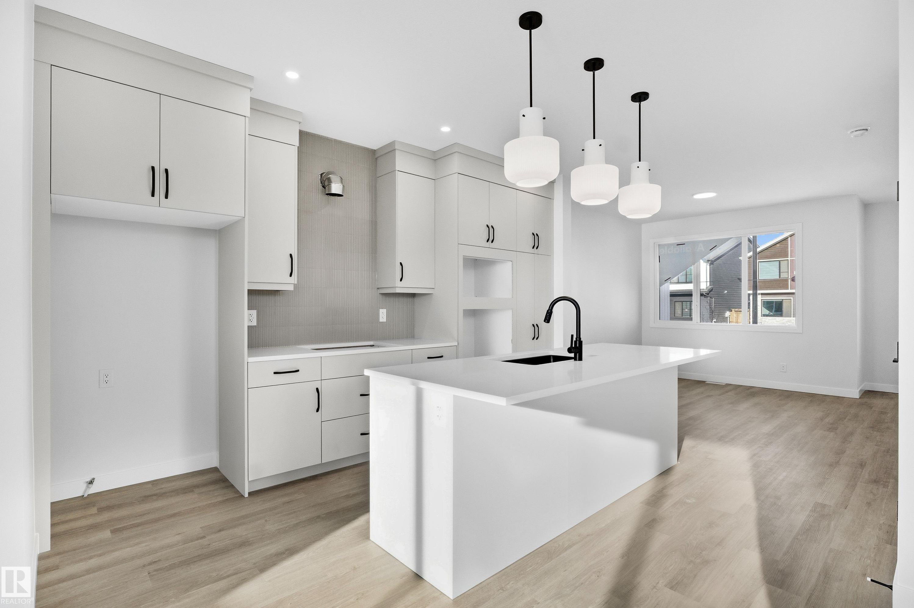 679 Orchards Boulevard SW, The Orchards At Ellerslie, Edmonton photo number 2