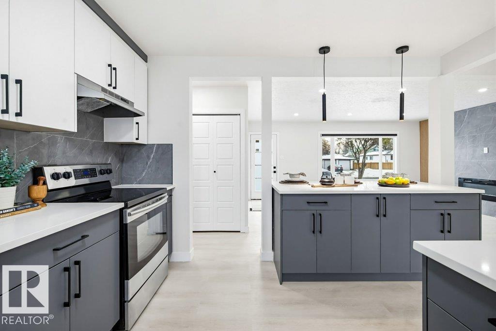 Photo 18 at 16206 83 Avenue NW, Elmwood, Edmonton