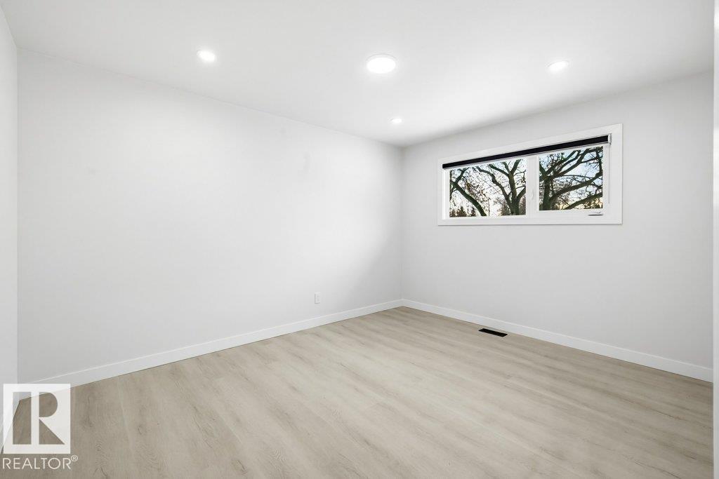 Photo 21 at 16206 83 Avenue NW, Elmwood, Edmonton