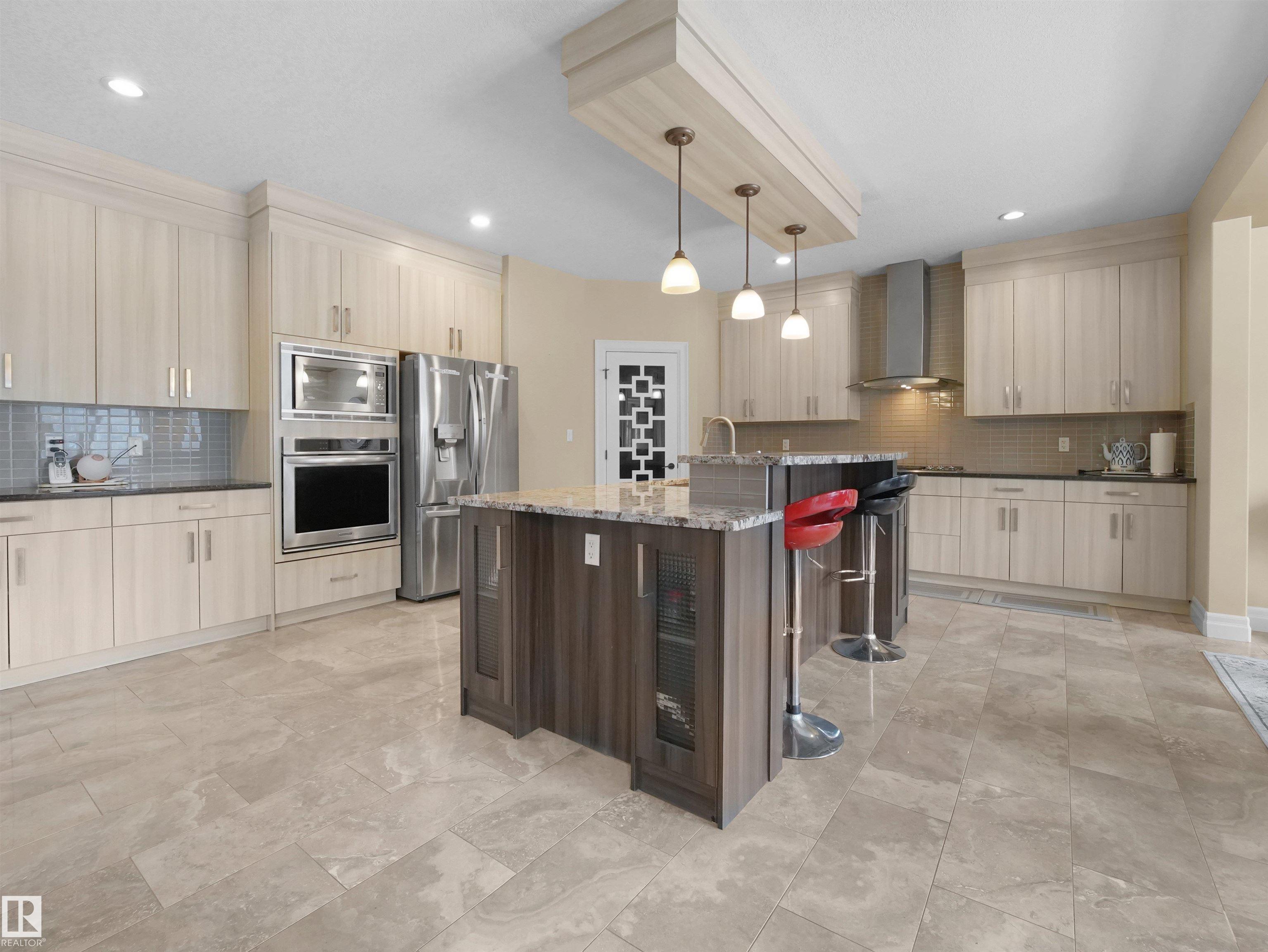 Photo 18 at 2019 Cameron Ravine Way NW, Cameron Heights, Edmonton