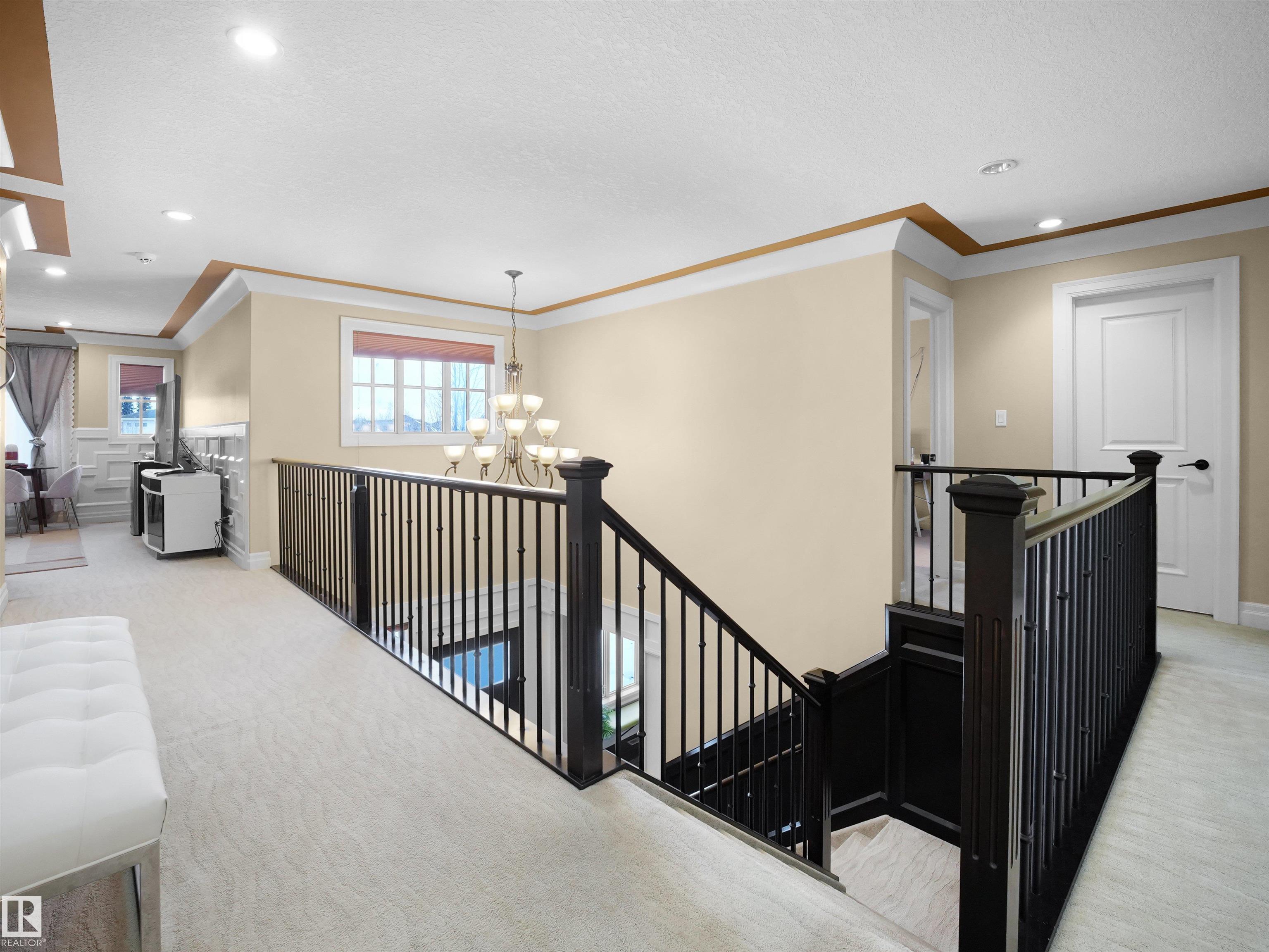 Photo 23 at 2019 Cameron Ravine Way NW, Cameron Heights, Edmonton