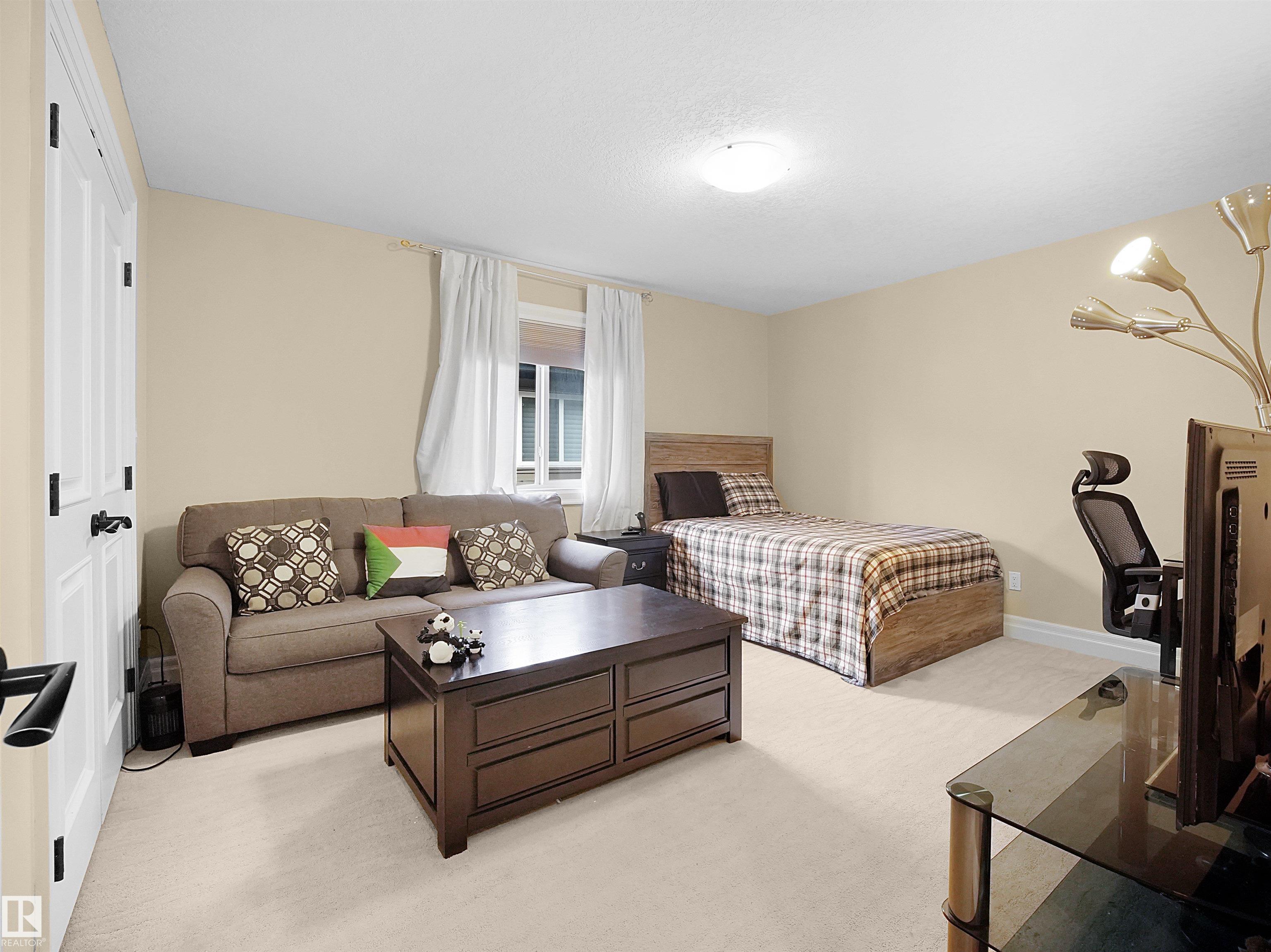 Photo 28 at 2019 Cameron Ravine Way NW, Cameron Heights, Edmonton