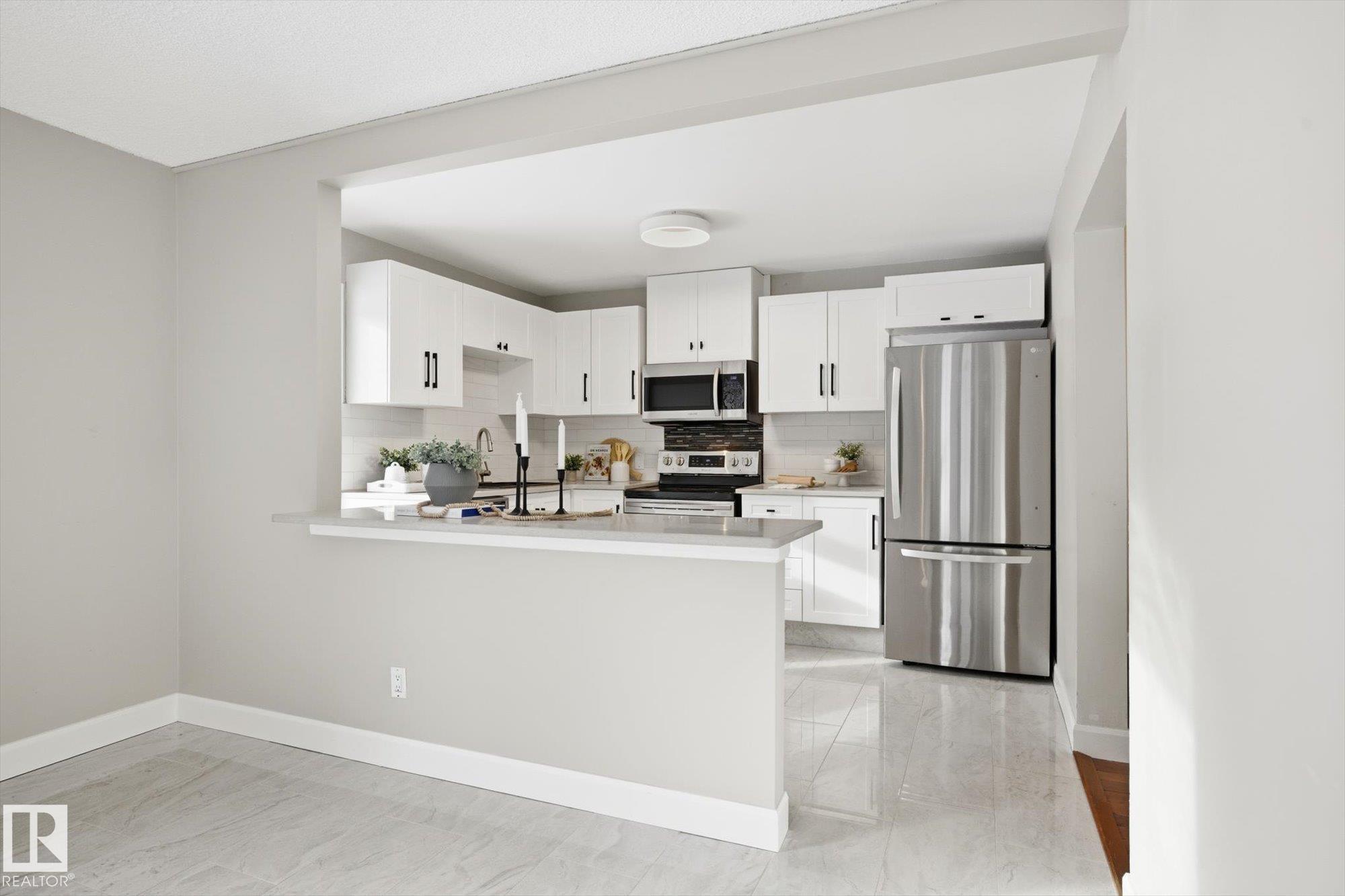 Photo 13 at 59 Woodlands Road, Woodlands, St. Albert