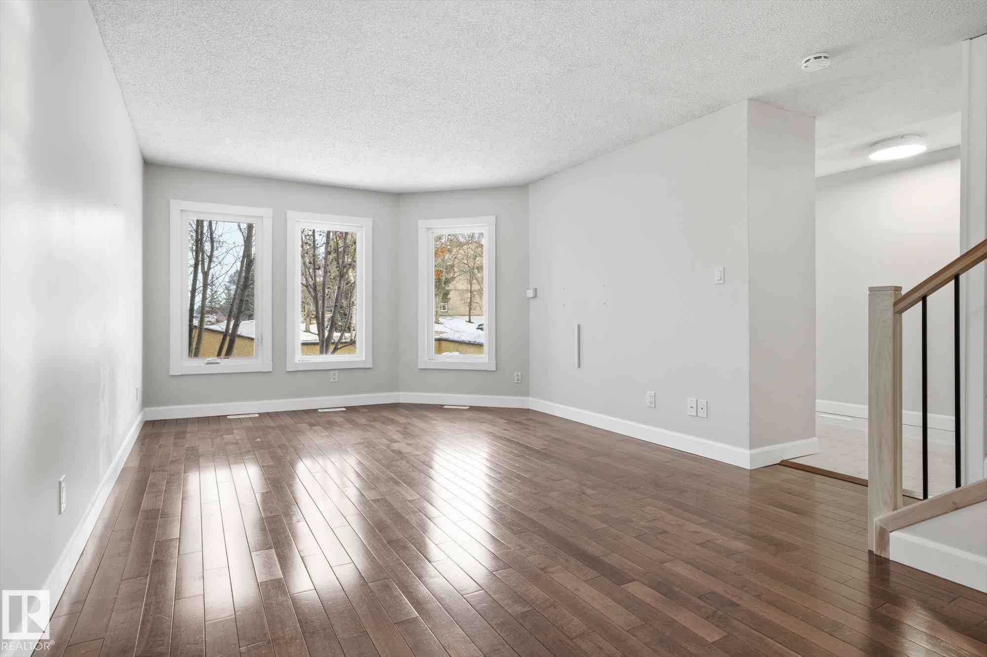 Photo 9 at 59 Woodlands Road, Woodlands, St. Albert