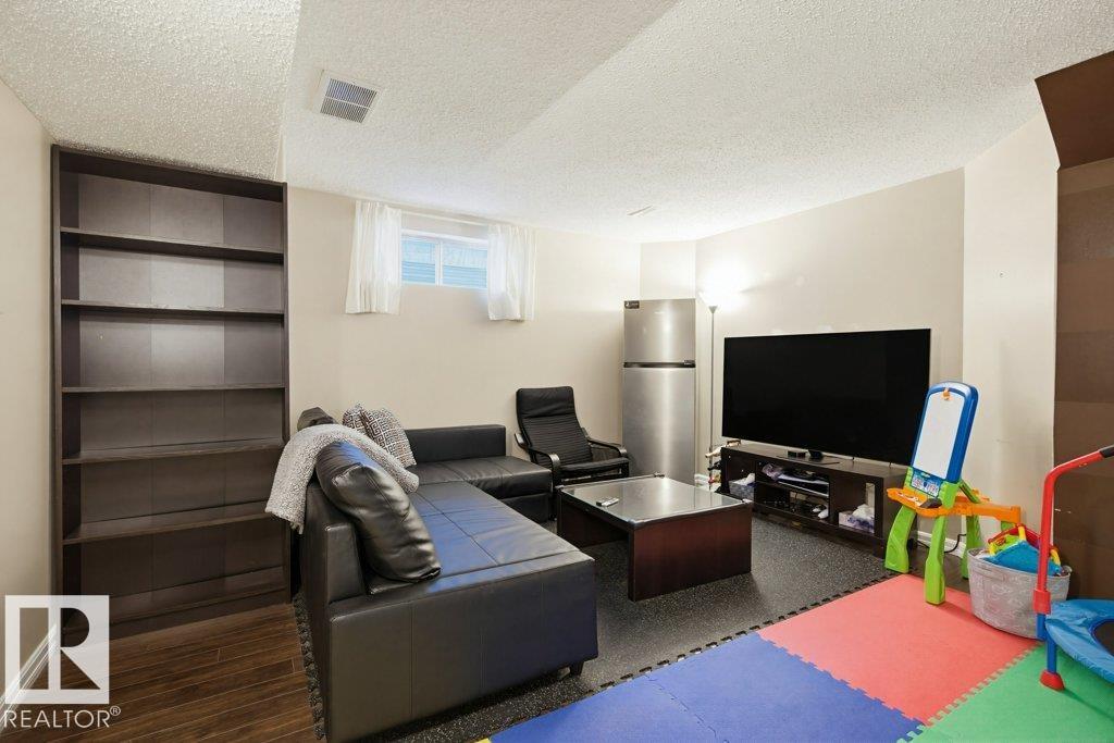 Photo 31 at 457 Rainbow Crescent, Regency Park, Sherwood Park