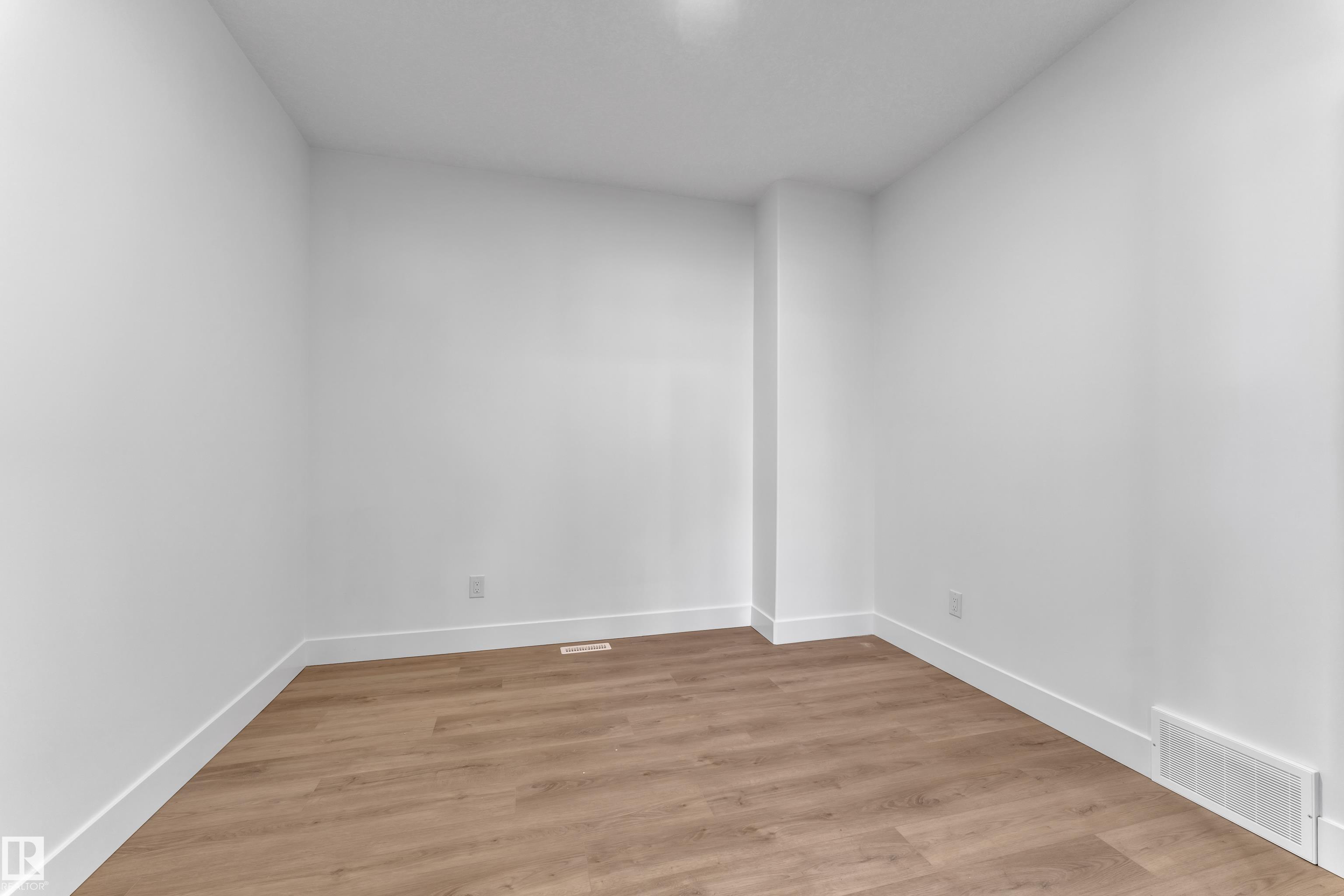 Photo 11 at 31 Norwyck Way, Fenwyck, Spruce Grove