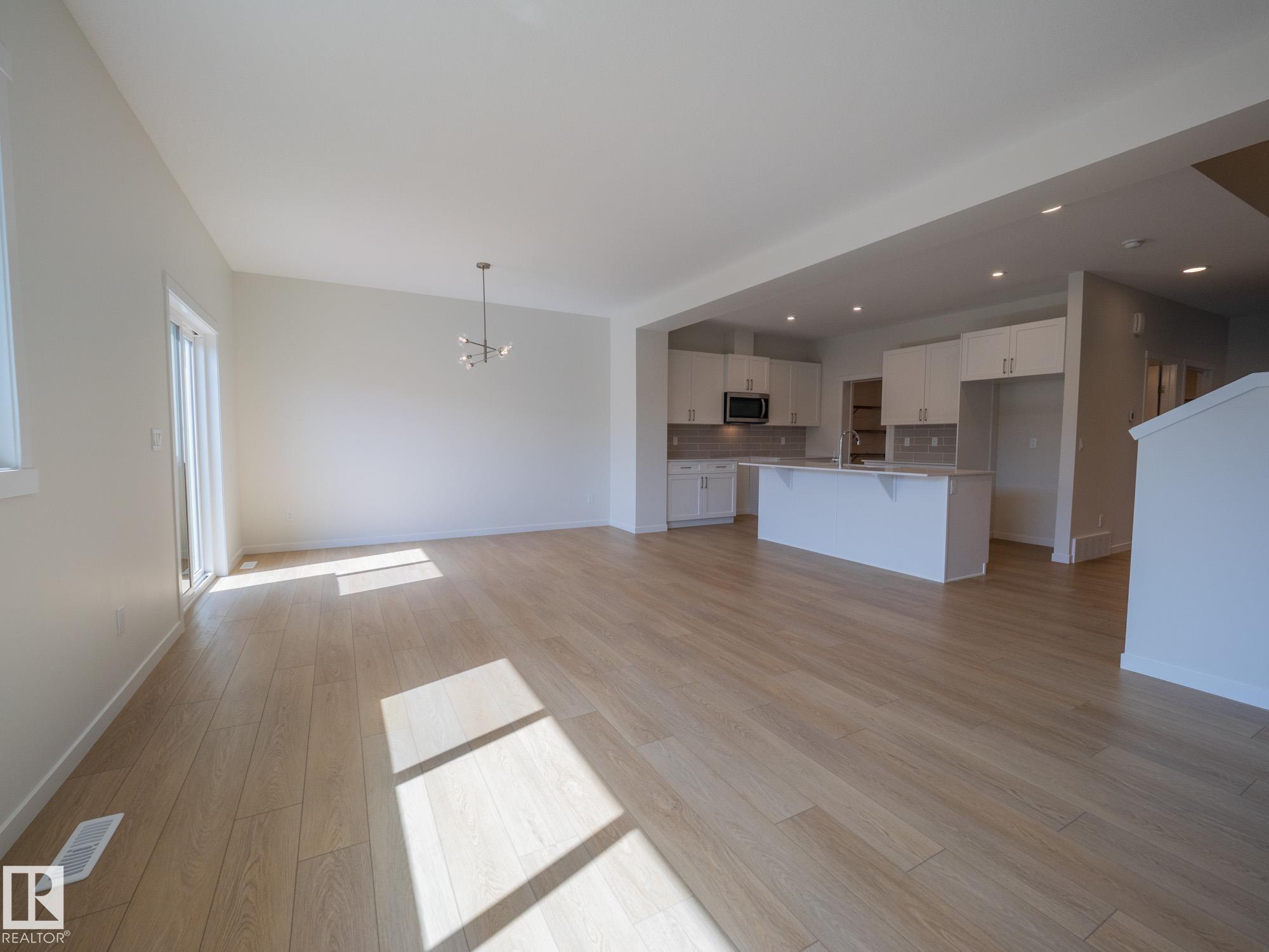 Photo 24 at 20715 24 Avenue NW, The Uplands, Edmonton