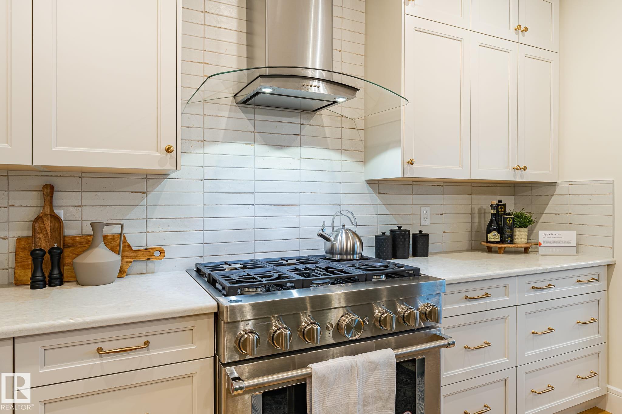 Photo 11 at 18 Emerald Way, Easton, Spruce Grove