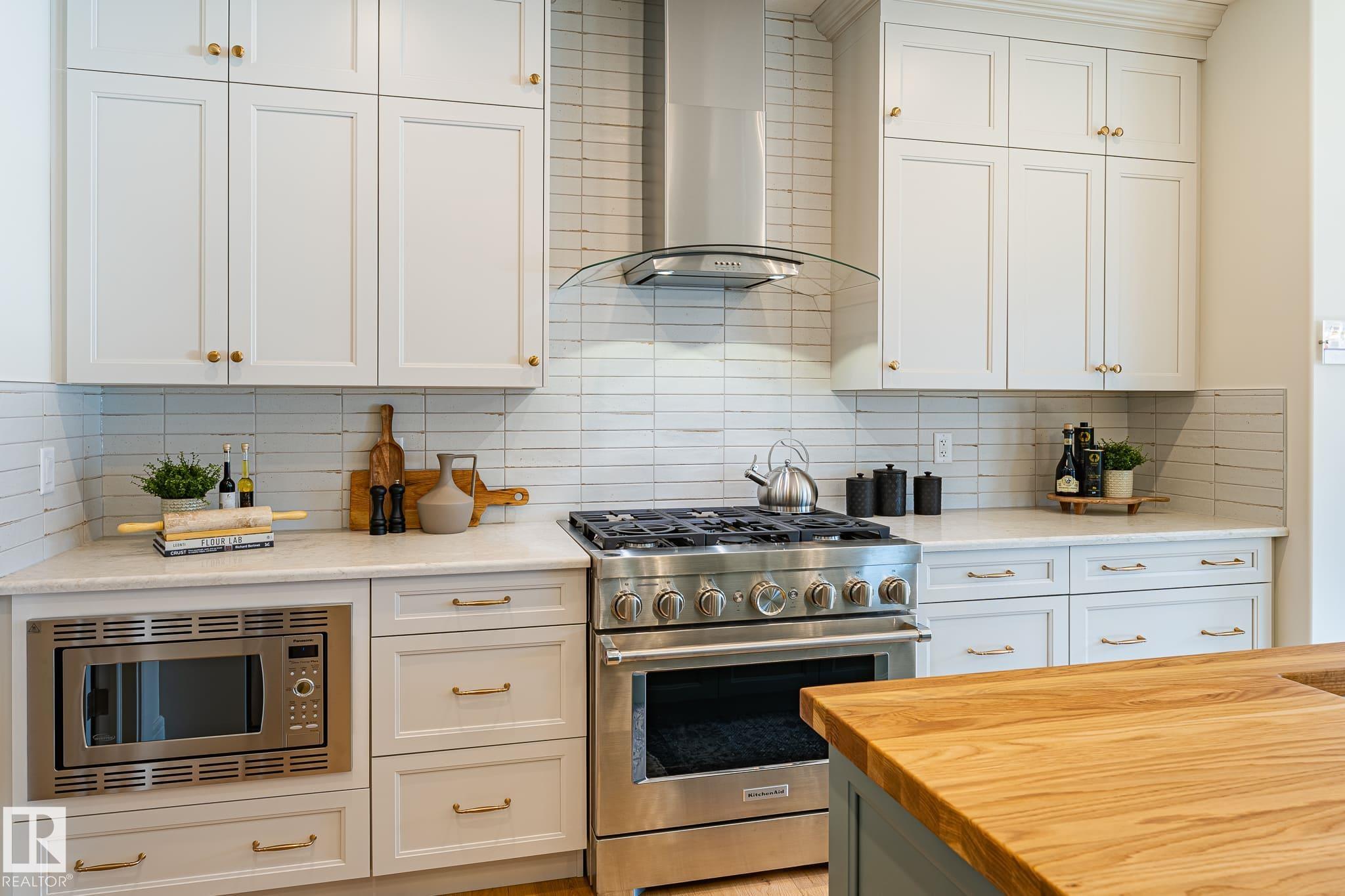 Photo 10 at 18 Emerald Way, Easton, Spruce Grove