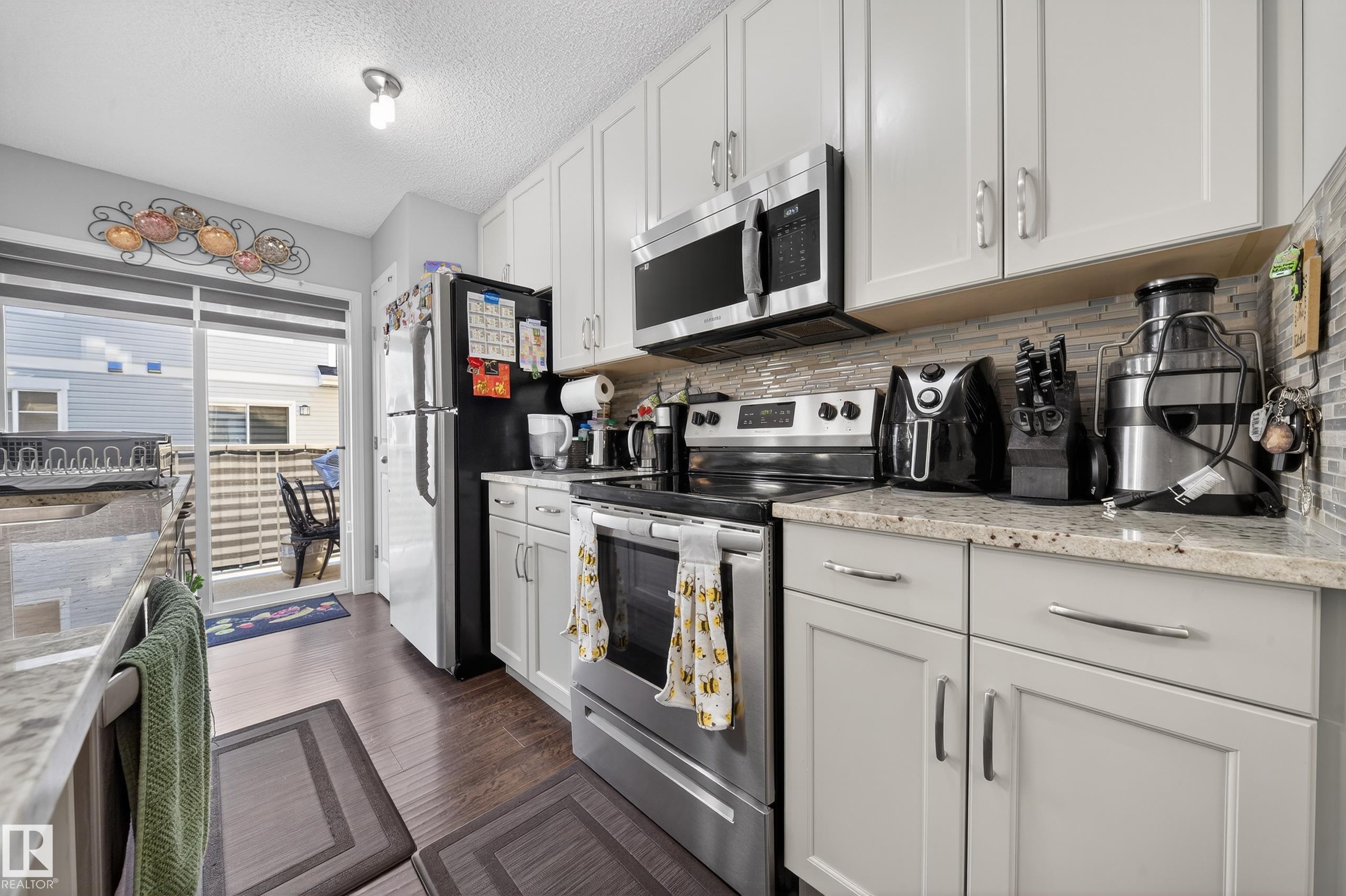 Photo 13 at 17 - 2905 141 Street SW, Chappelle Area, Edmonton