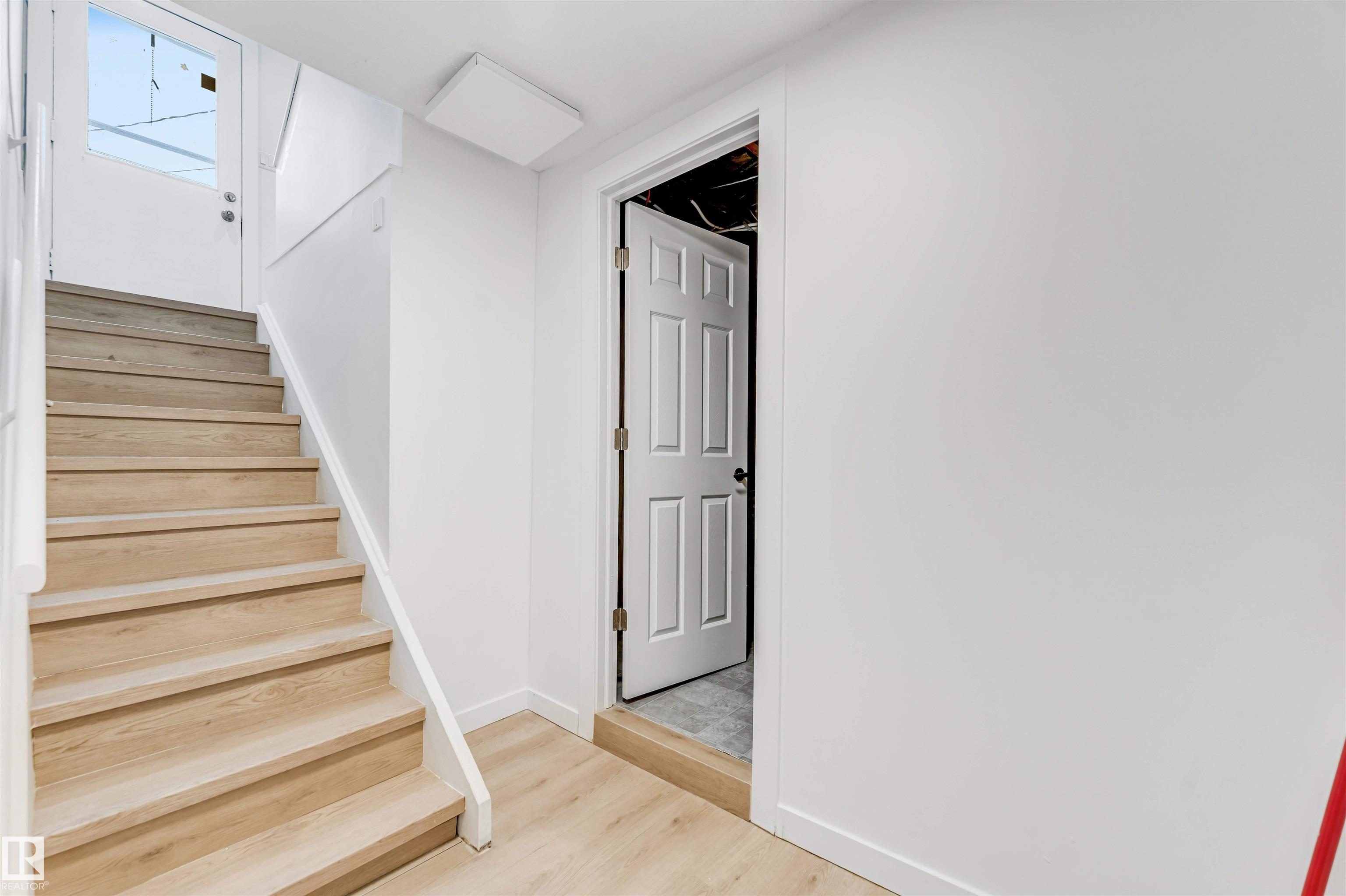 Photo 18 at 12423 91 Street NW, Delton, Edmonton