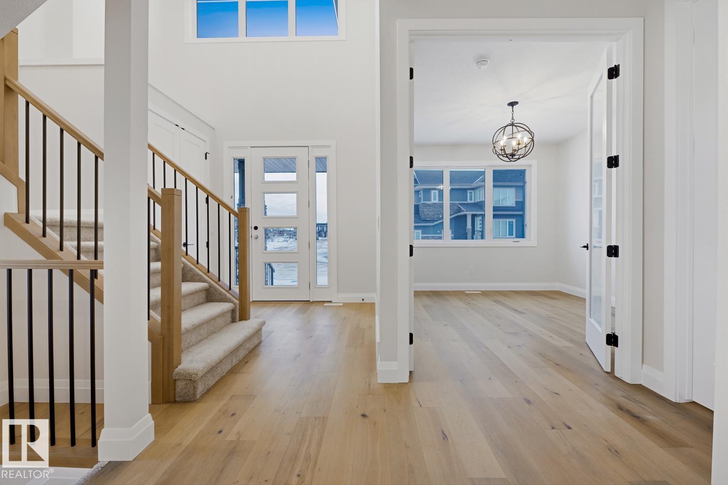 Photo 4 at 6704 Crawford Way SW, Chappelle Area, Edmonton