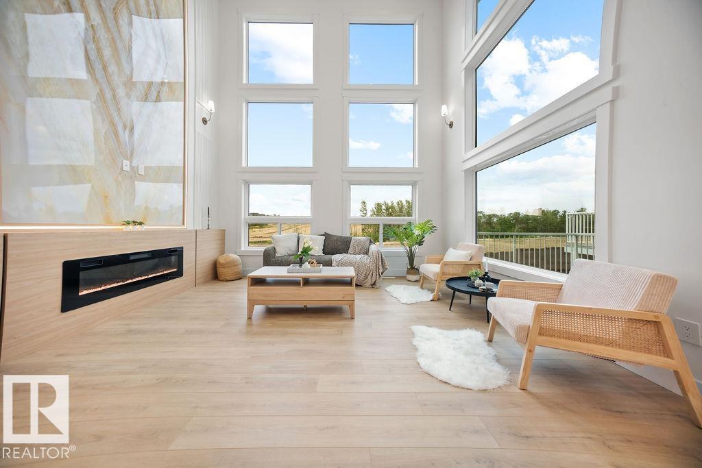 Photo 13 at 3335 Chickadee Drive NW, Starling, Edmonton