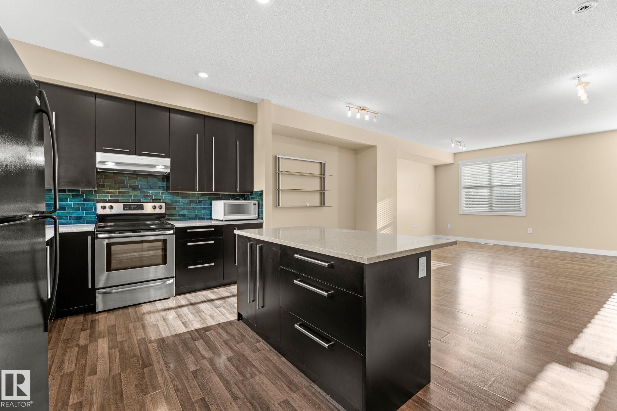 Photo 11 at 30 - 8315 180 Avenue NW, Klarvatten, Edmonton