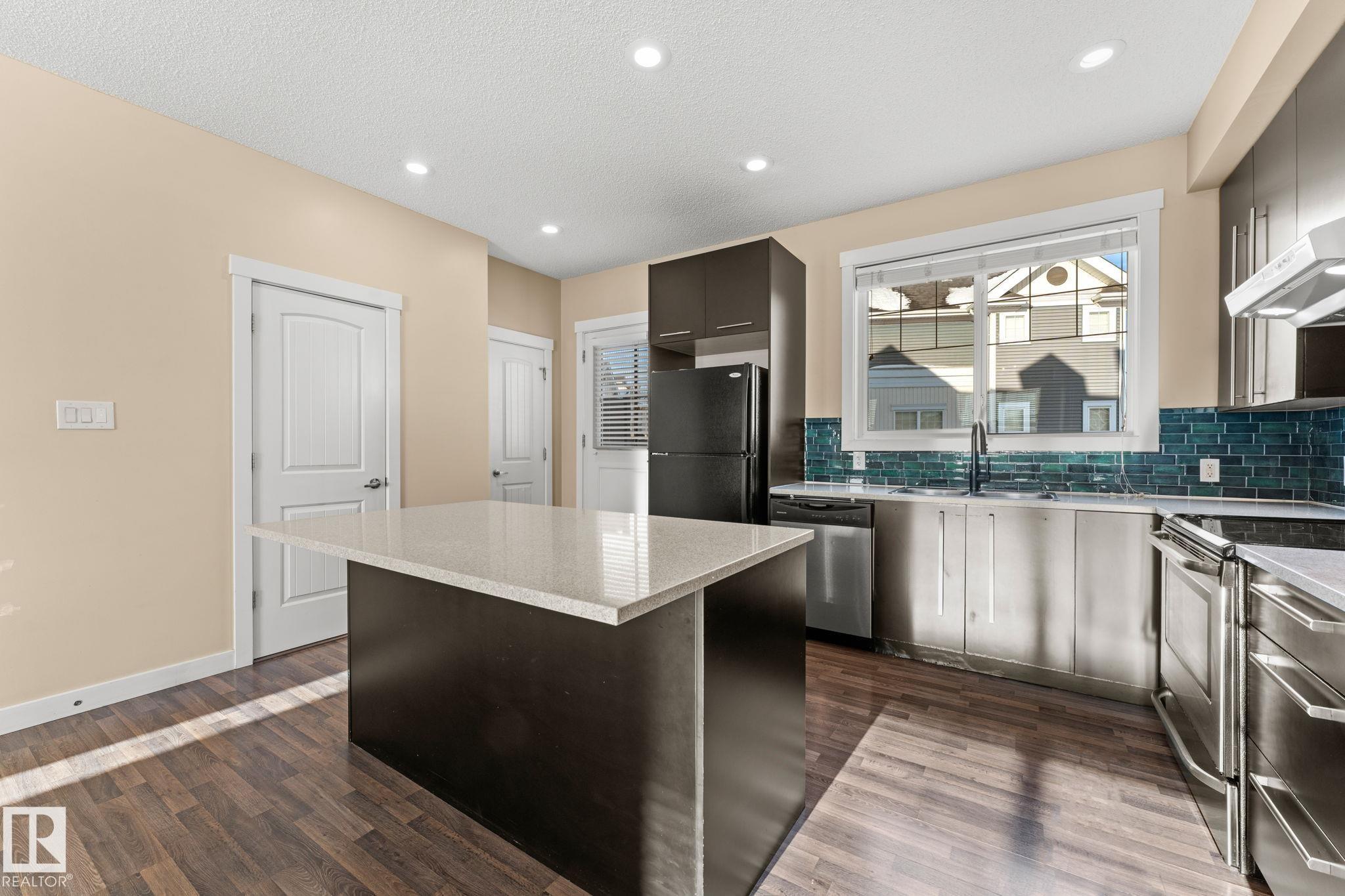 Photo 9 at 30 - 8315 180 Avenue NW, Klarvatten, Edmonton