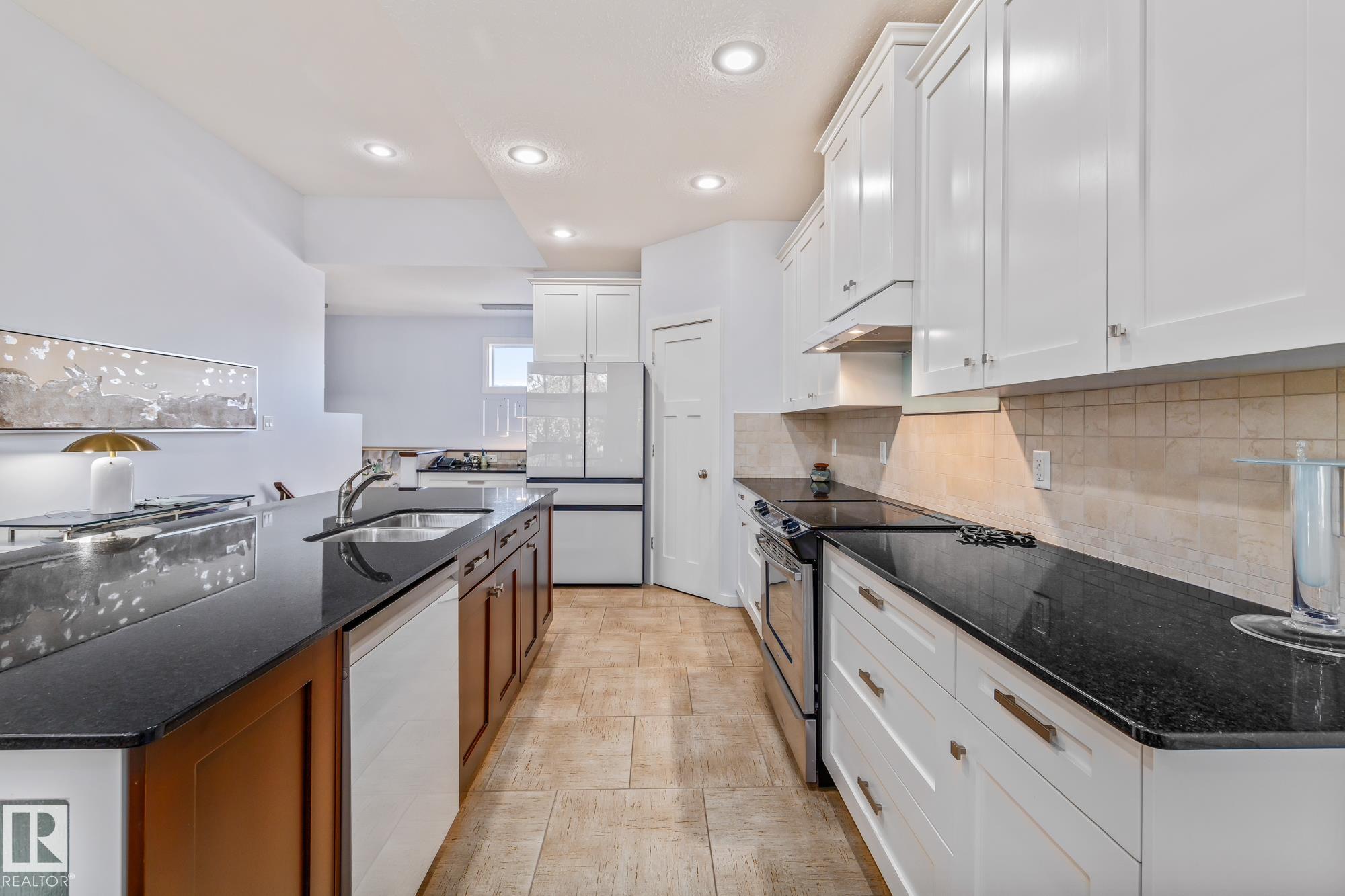 Photo 7 at 542 Ridgeland Way, The Ridge, Sherwood Park