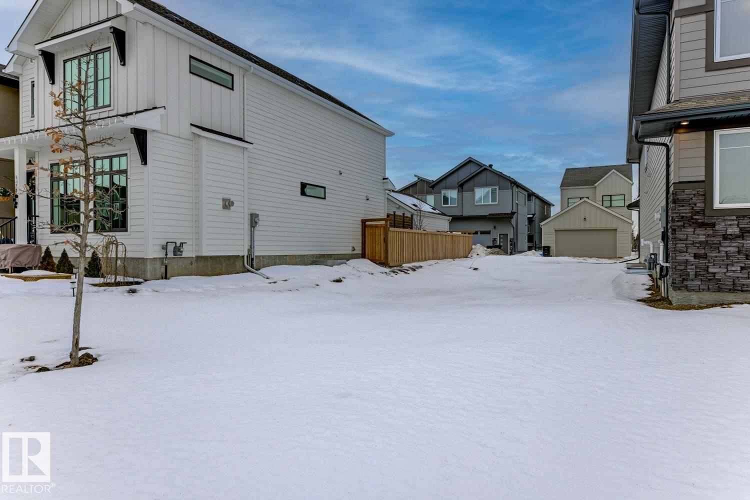 6706 Crawford Way SW, Chappelle Area, Edmonton photo number 2