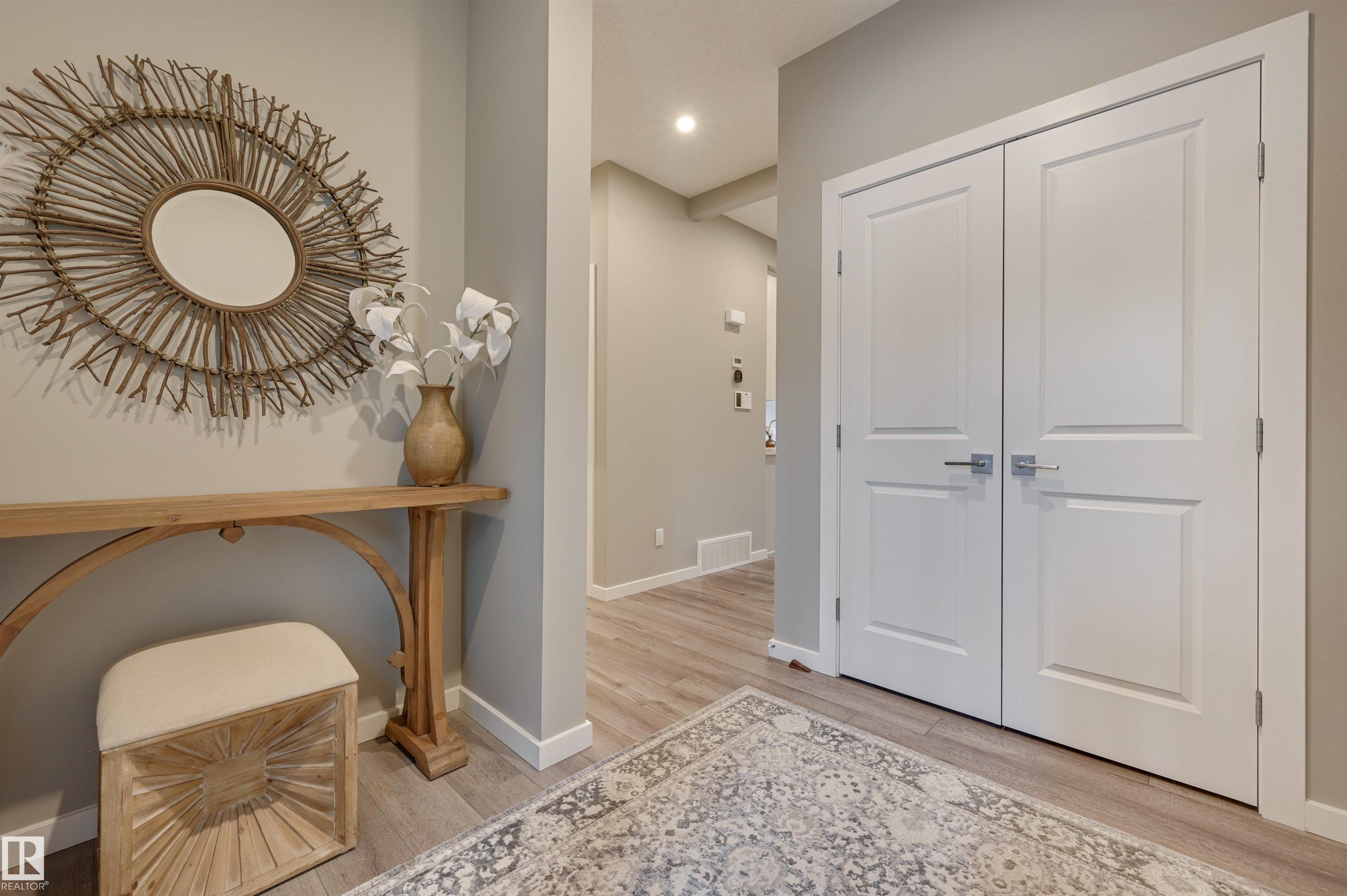 Photo 6 at 5158 Lark Crescent NW, Kinglet Gardens, Edmonton