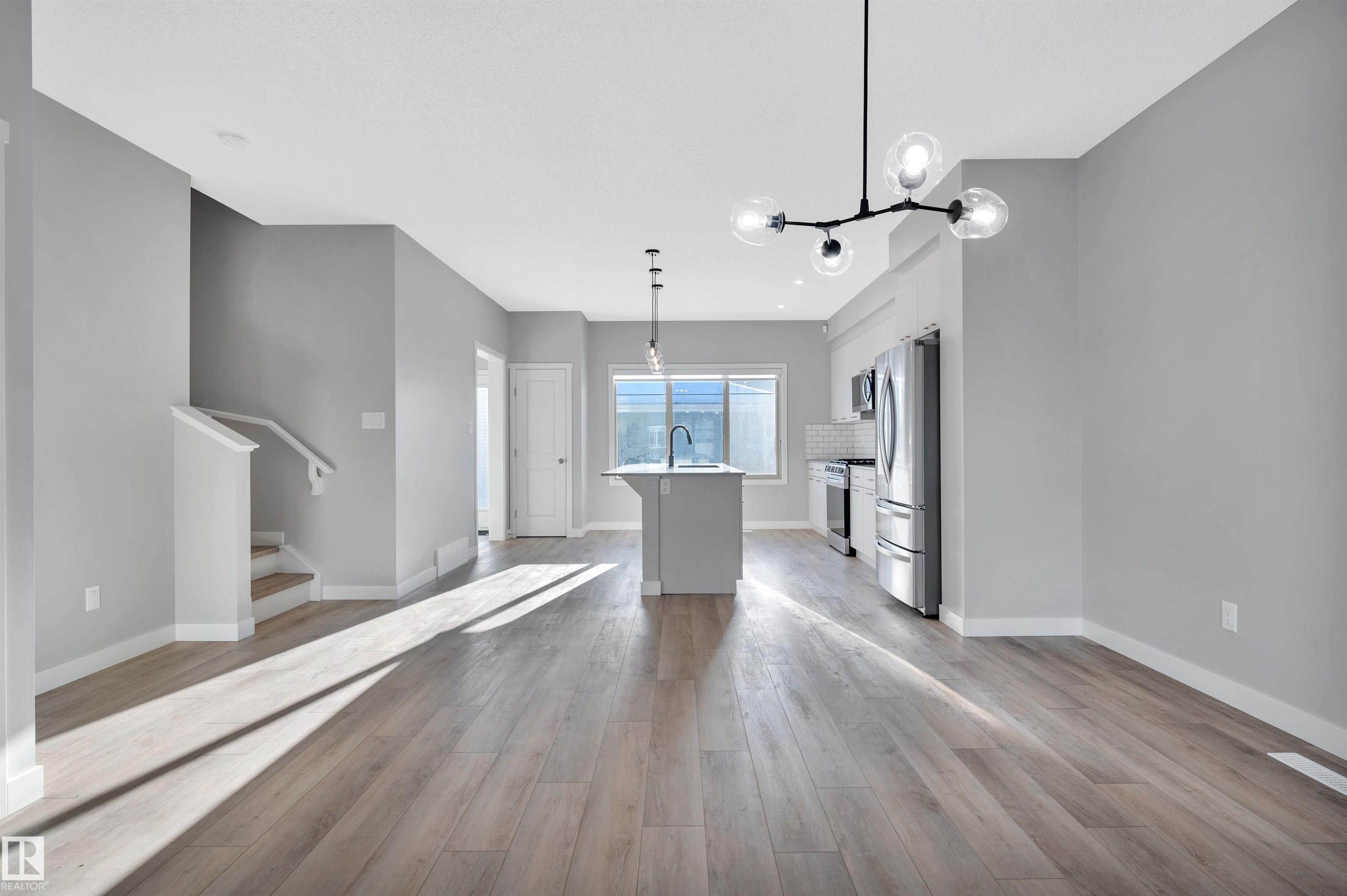 Photo 11 at 6215 Hampton Gray Avenue NW, Griesbach, Edmonton