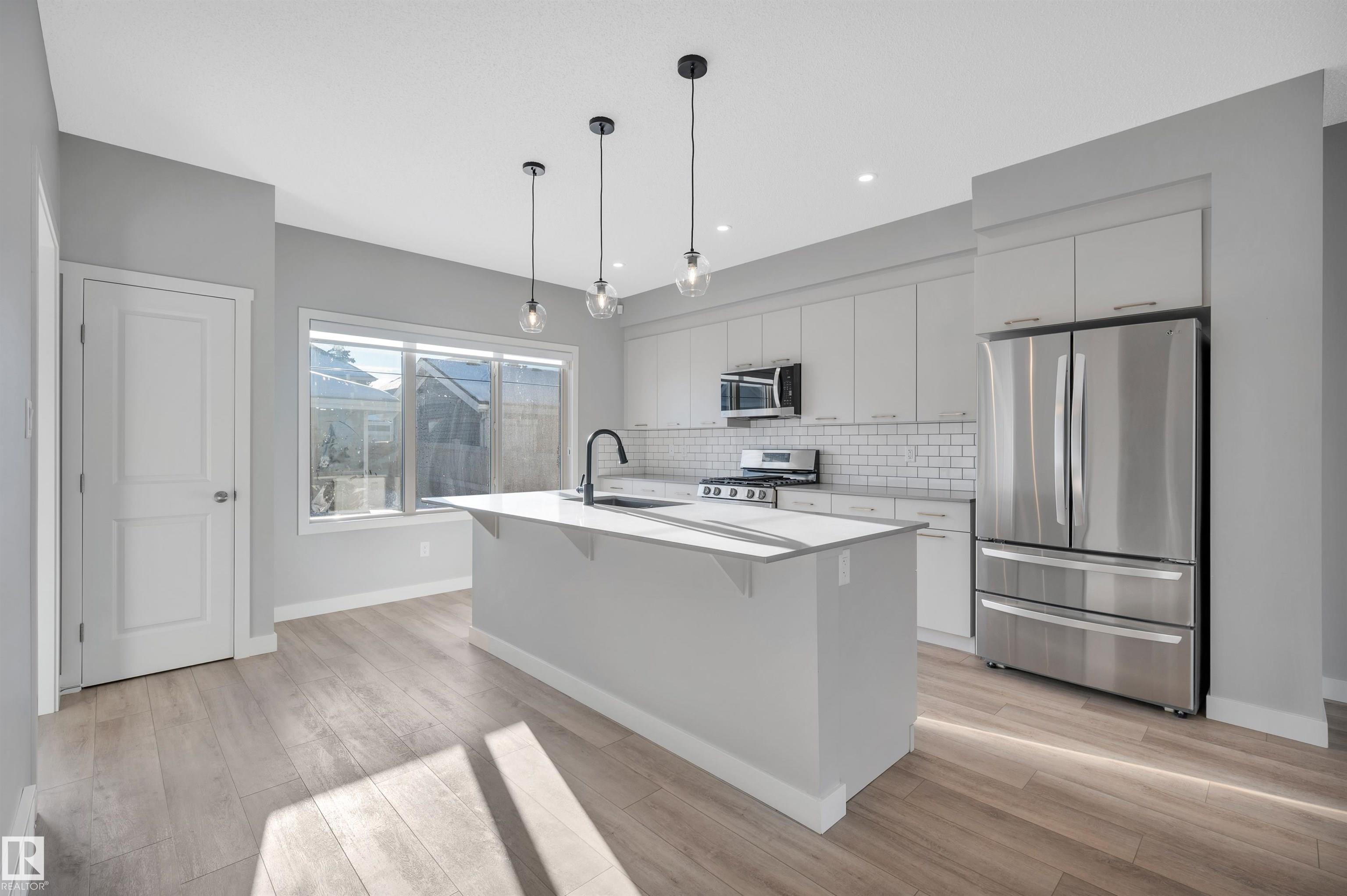 Photo 13 at 6215 Hampton Gray Avenue NW, Griesbach, Edmonton