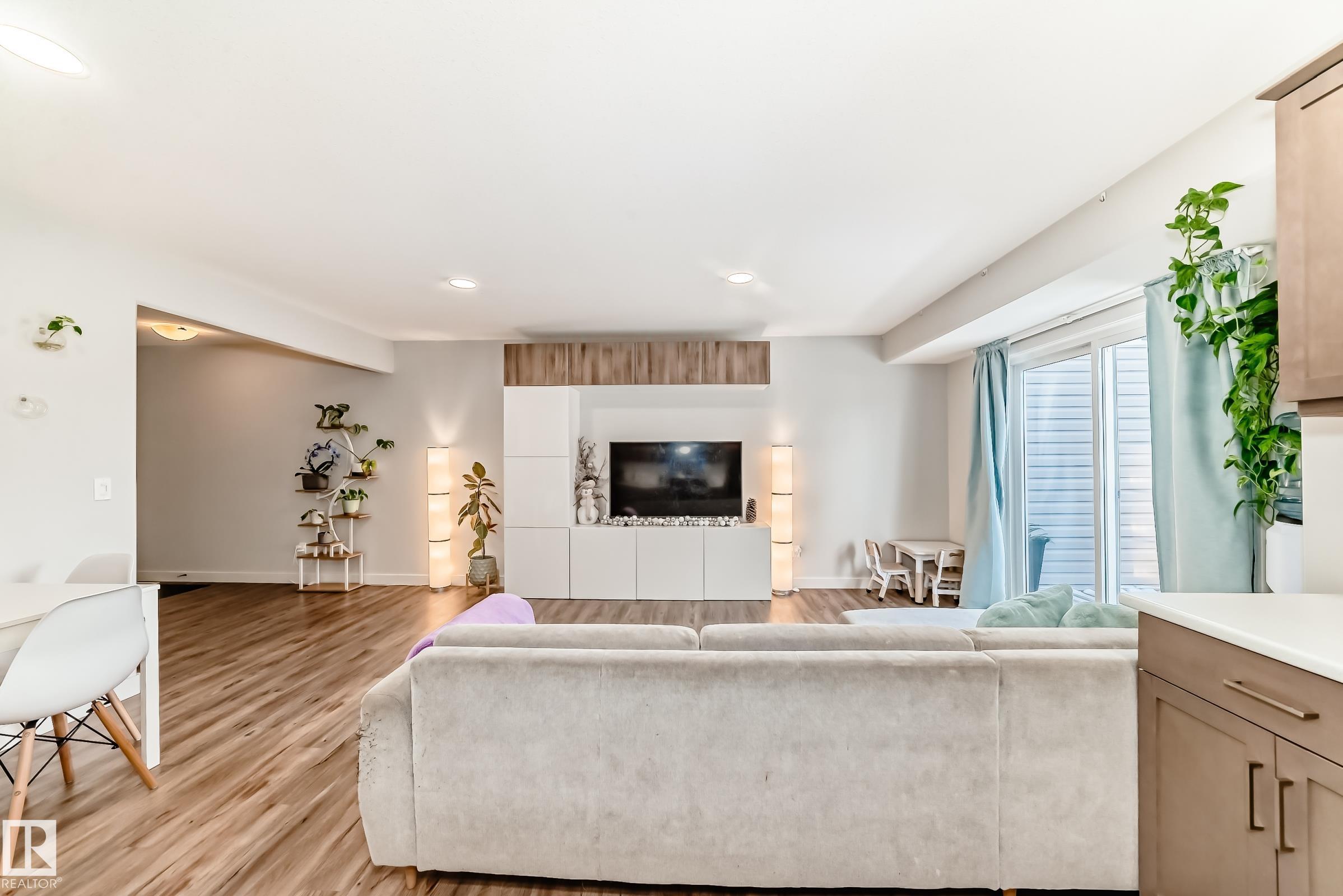 Photo 13 at 102 - 300 Awentia Drive, Deer Valley, Leduc