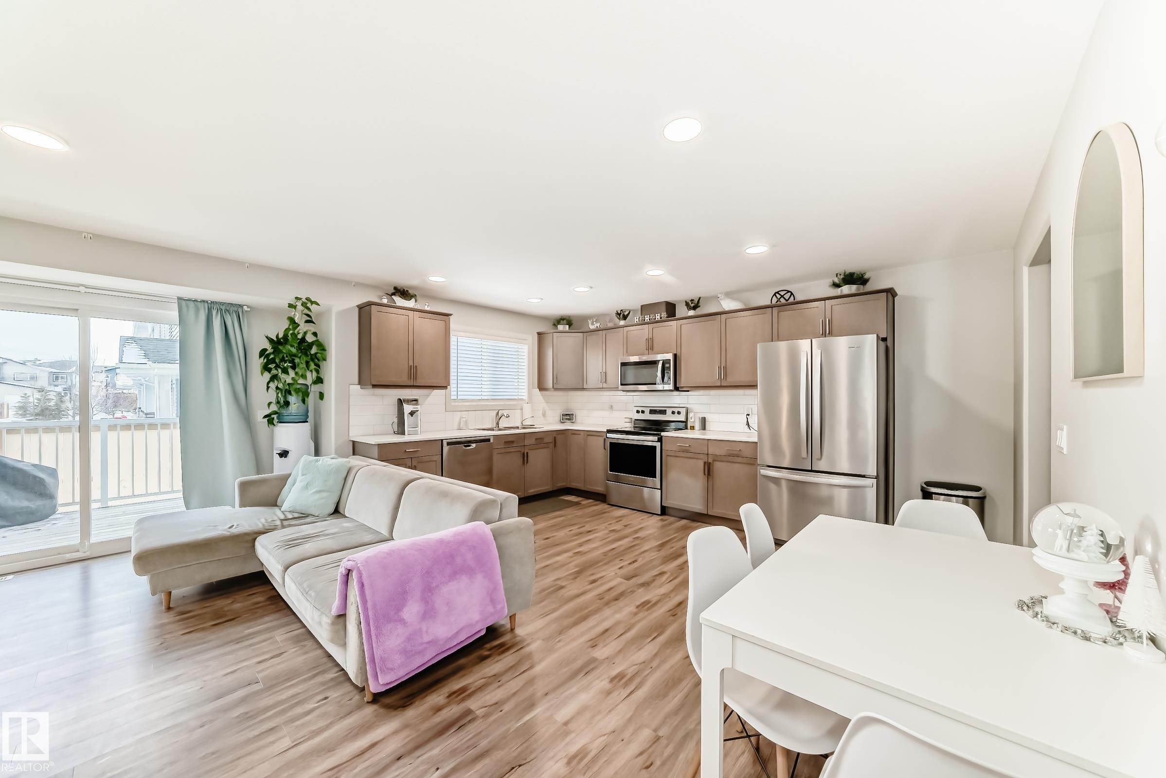 102 - 300 Awentia Drive, Deer Valley, Leduc