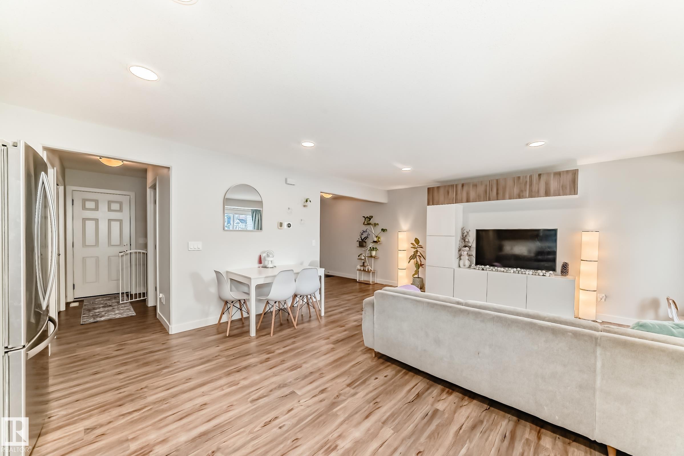 Photo 8 at 102 - 300 Awentia Drive, Deer Valley, Leduc