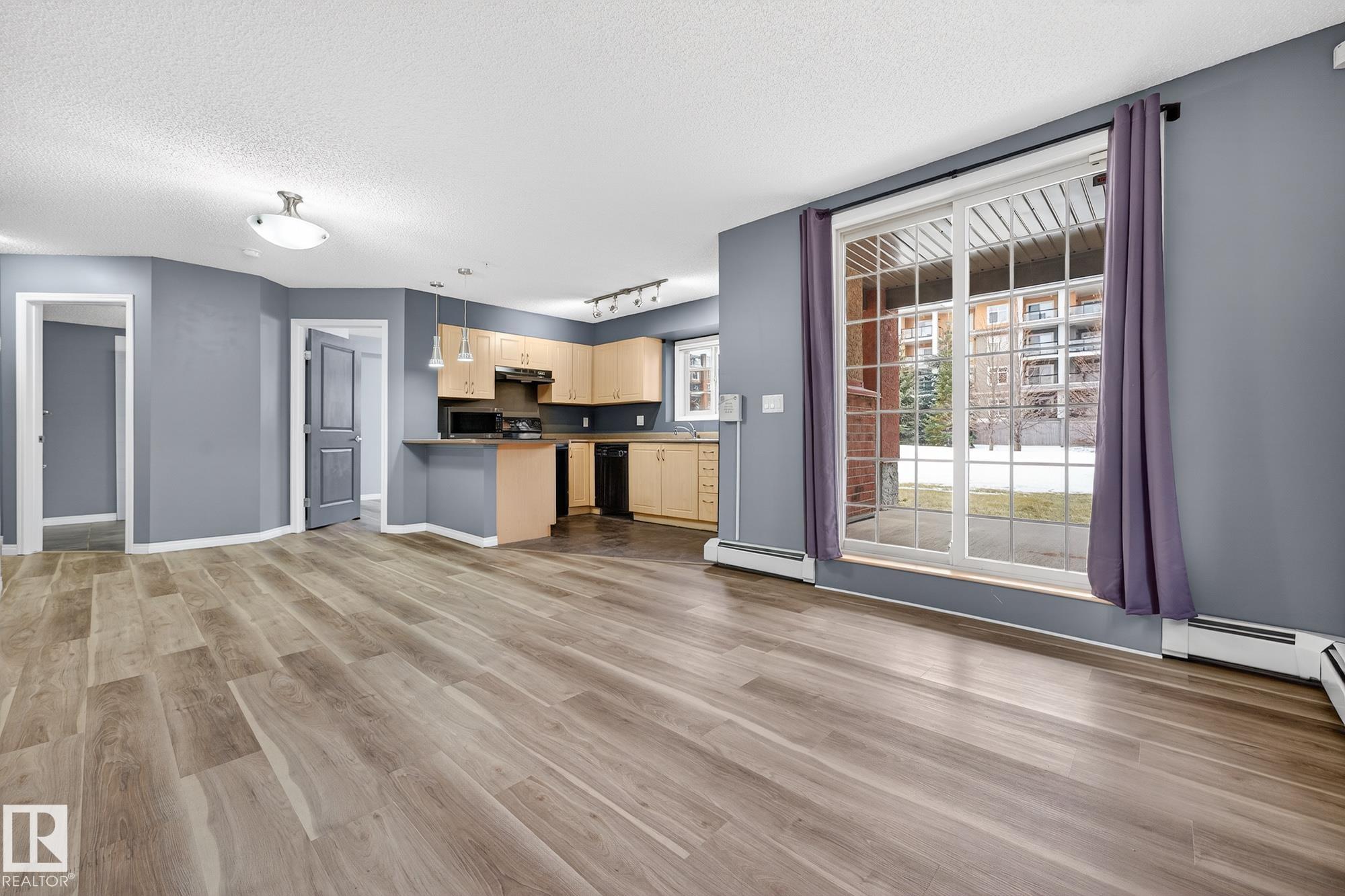 Photo 13 at 102 - 11445 Ellerslie Road SW, Rutherford, Edmonton