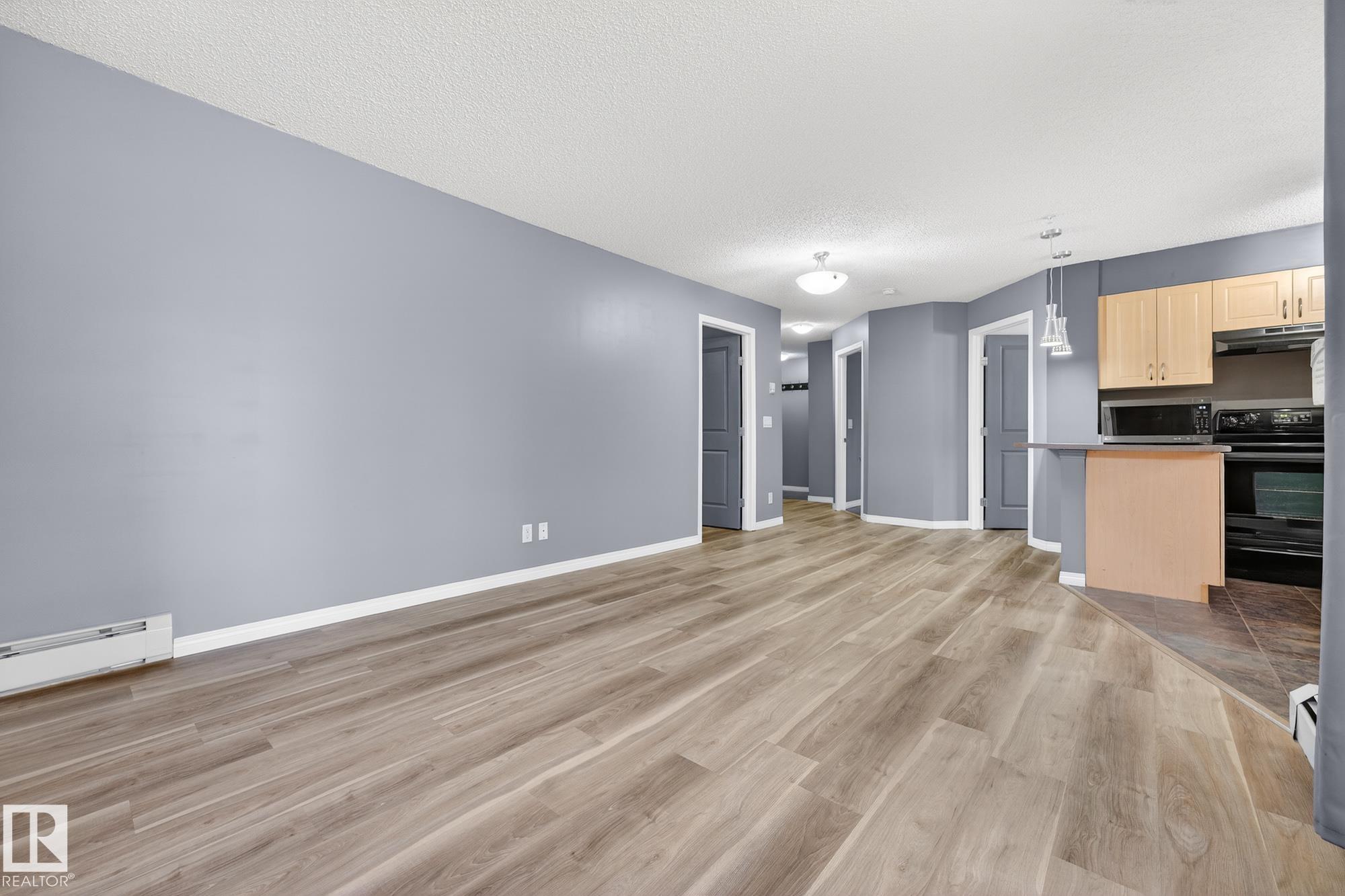 Photo 14 at 102 - 11445 Ellerslie Road SW, Rutherford, Edmonton