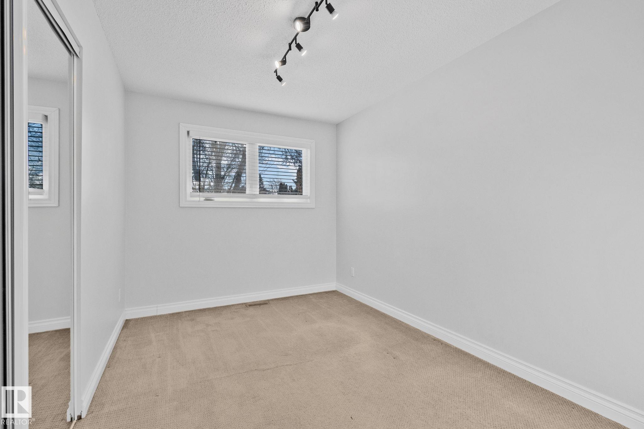 Photo 12 at 23 Larkspur Crescent, Lacombe Park, St. Albert