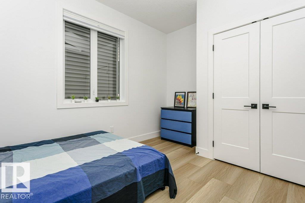 Photo 21 at 839 34 Avenue NW, Maple Crest, Edmonton