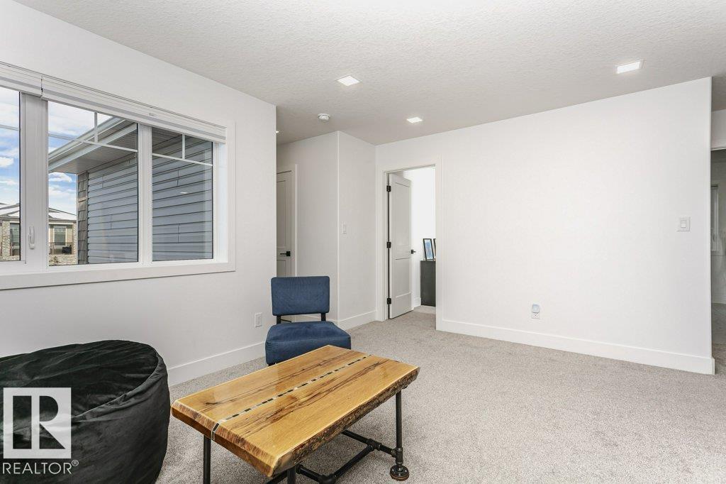 Photo 26 at 839 34 Avenue NW, Maple Crest, Edmonton