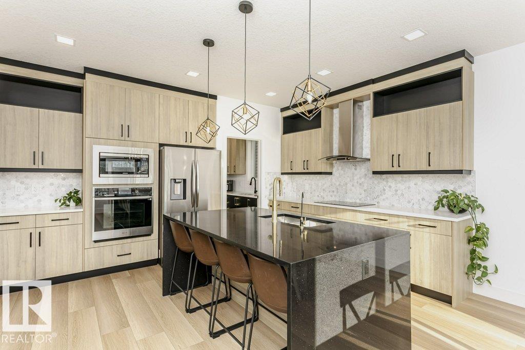 Picture for 839 34 AV NW