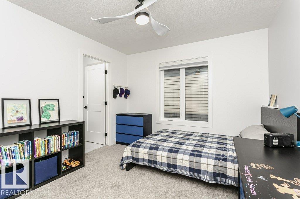 Photo 32 at 839 34 Avenue NW, Maple Crest, Edmonton