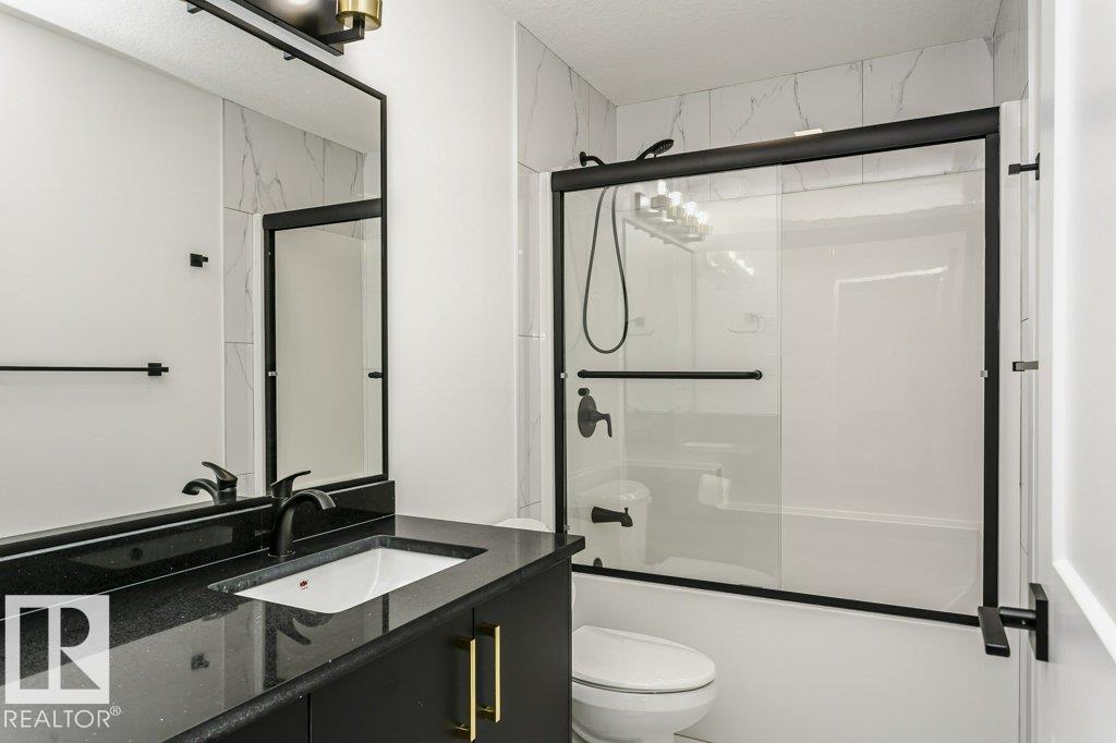 Photo 33 at 839 34 Avenue NW, Maple Crest, Edmonton