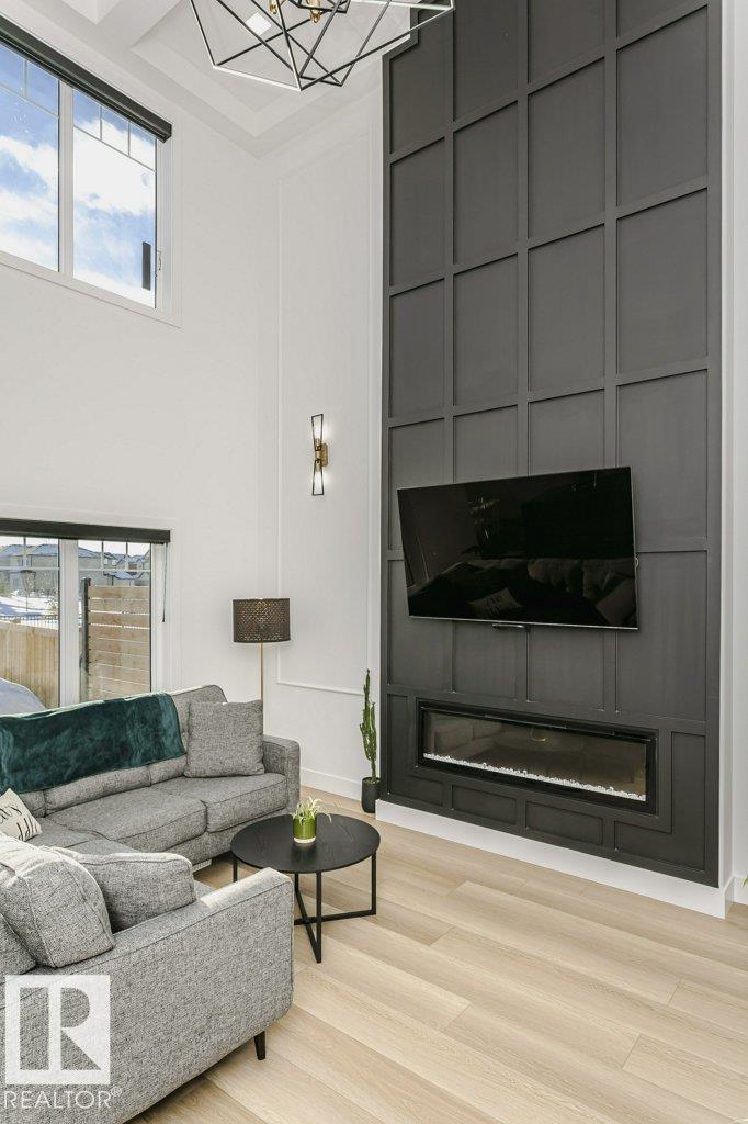 Photo 35 at 839 34 Avenue NW, Maple Crest, Edmonton