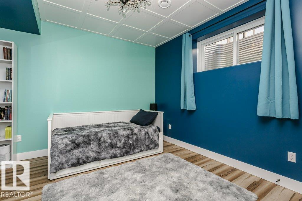 Photo 42 at 839 34 Avenue NW, Maple Crest, Edmonton